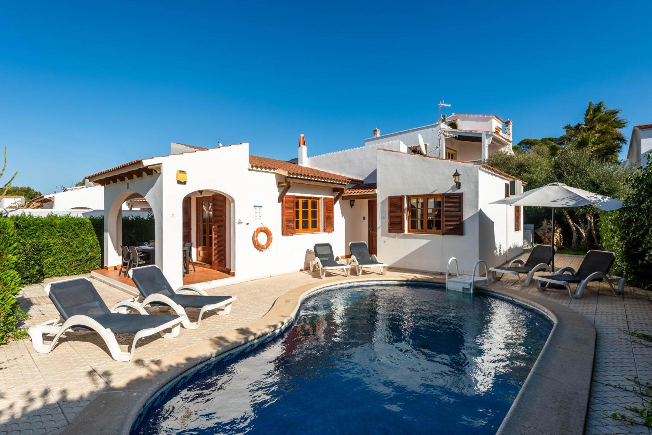Villa photo 3