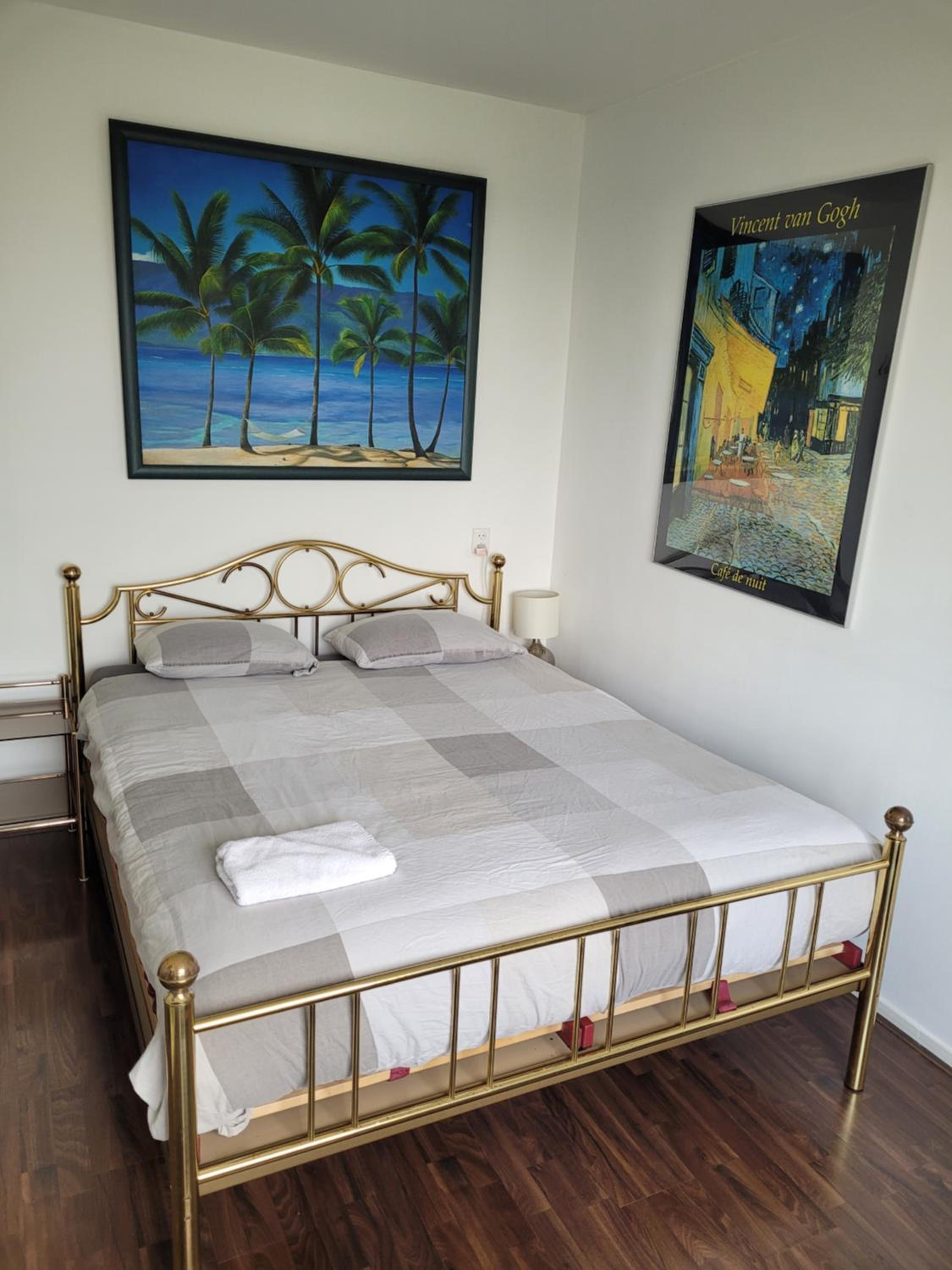 Double Room with Shared Bathroom photo 2