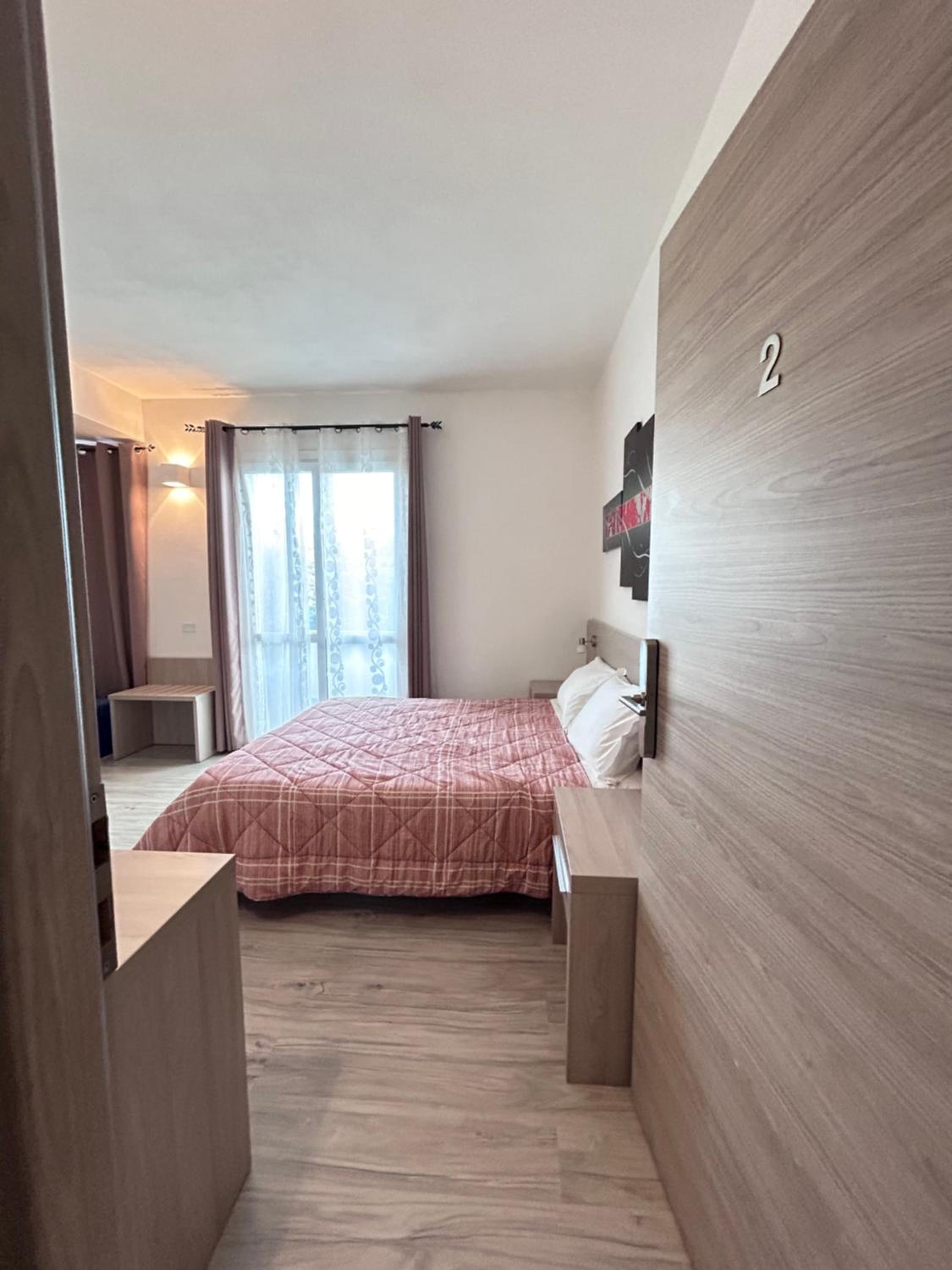 Double Room with Balcony - Photo 1