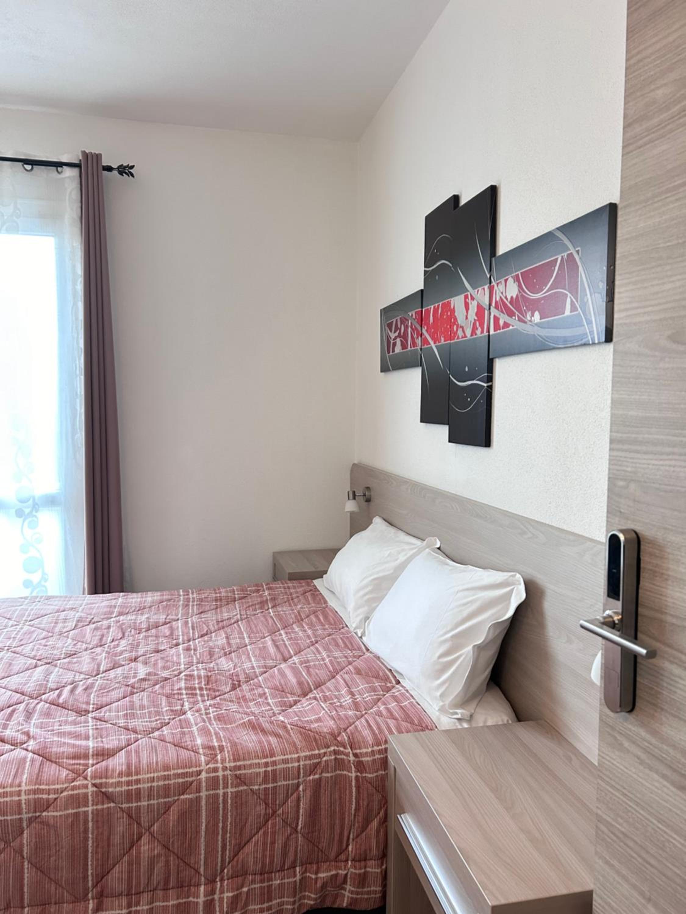 Double Room with Balcony - Photo 44