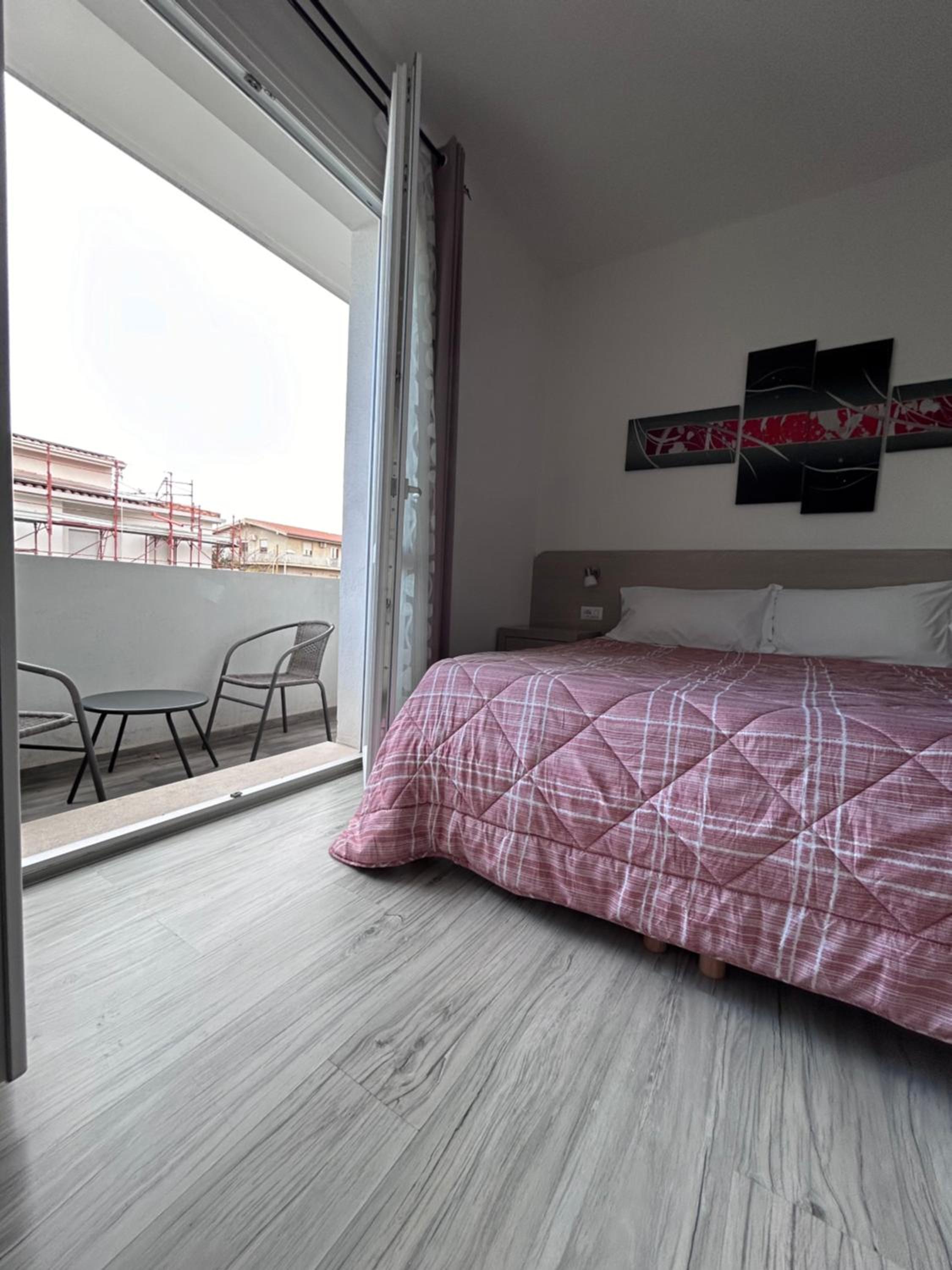 Double Room with Balcony - Photo 41