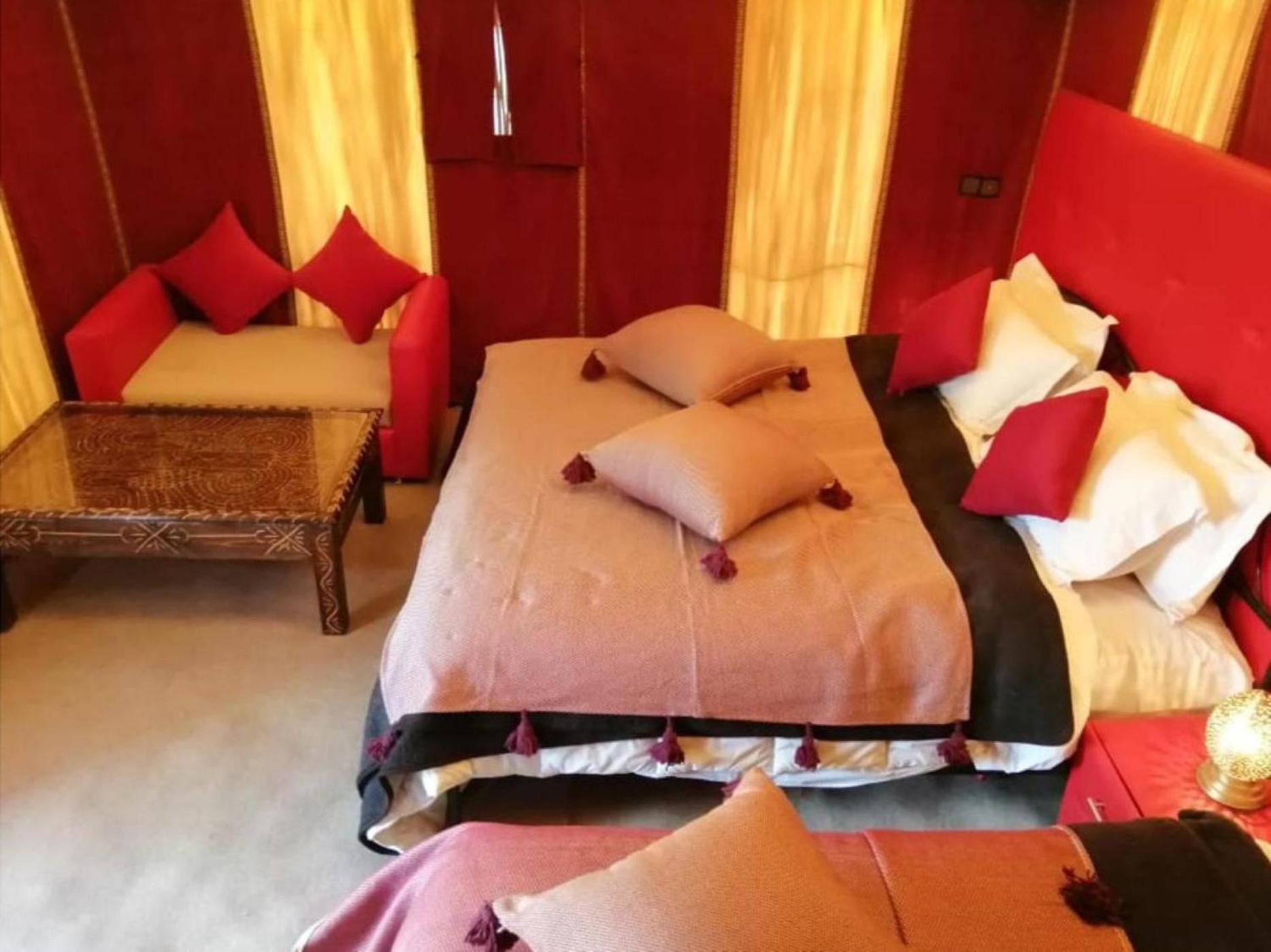 Double Room with Private Bathroom photo 1