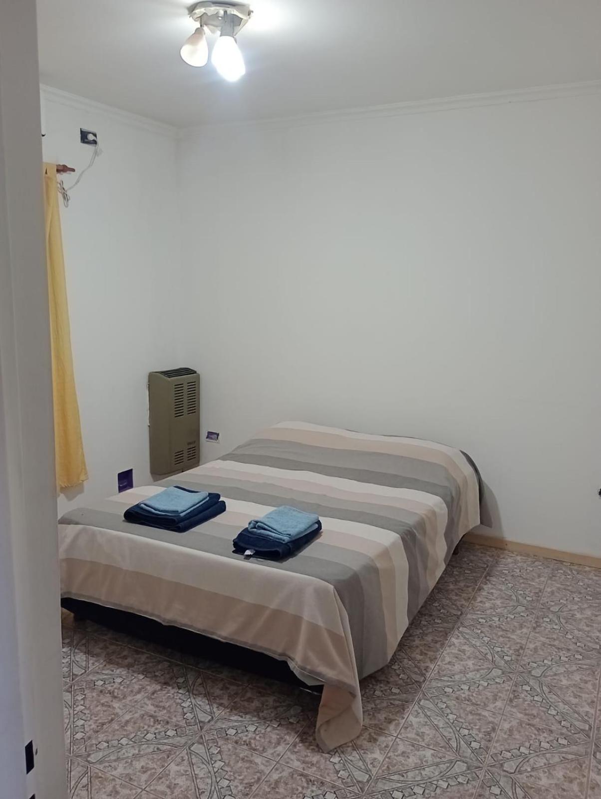 Three-Bedroom House photo 3