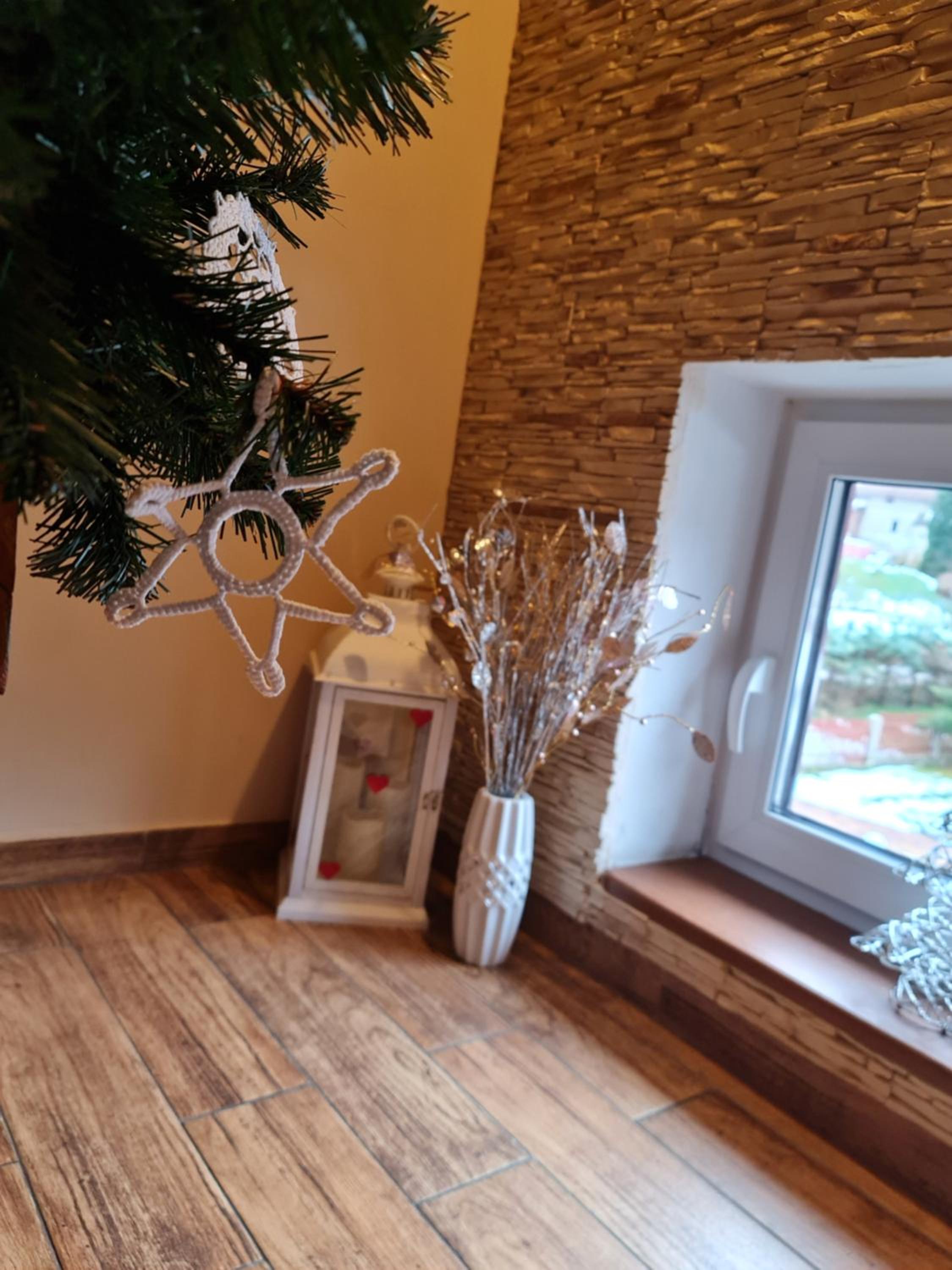 Family Room with Balcony photo 3