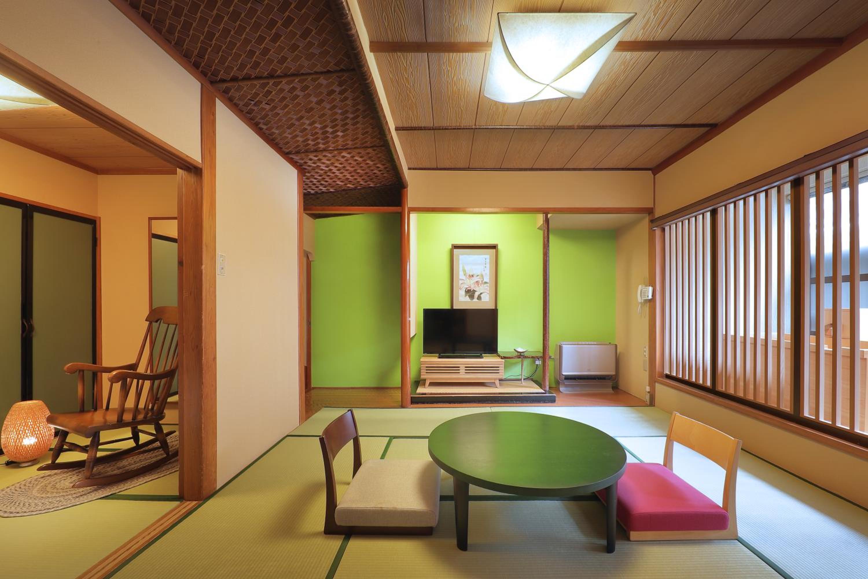 Japanese-Style Deluxe Room with Private Bathroom photo 1