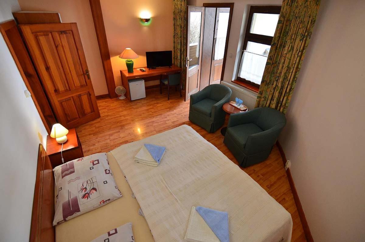 King Room with Two King Beds