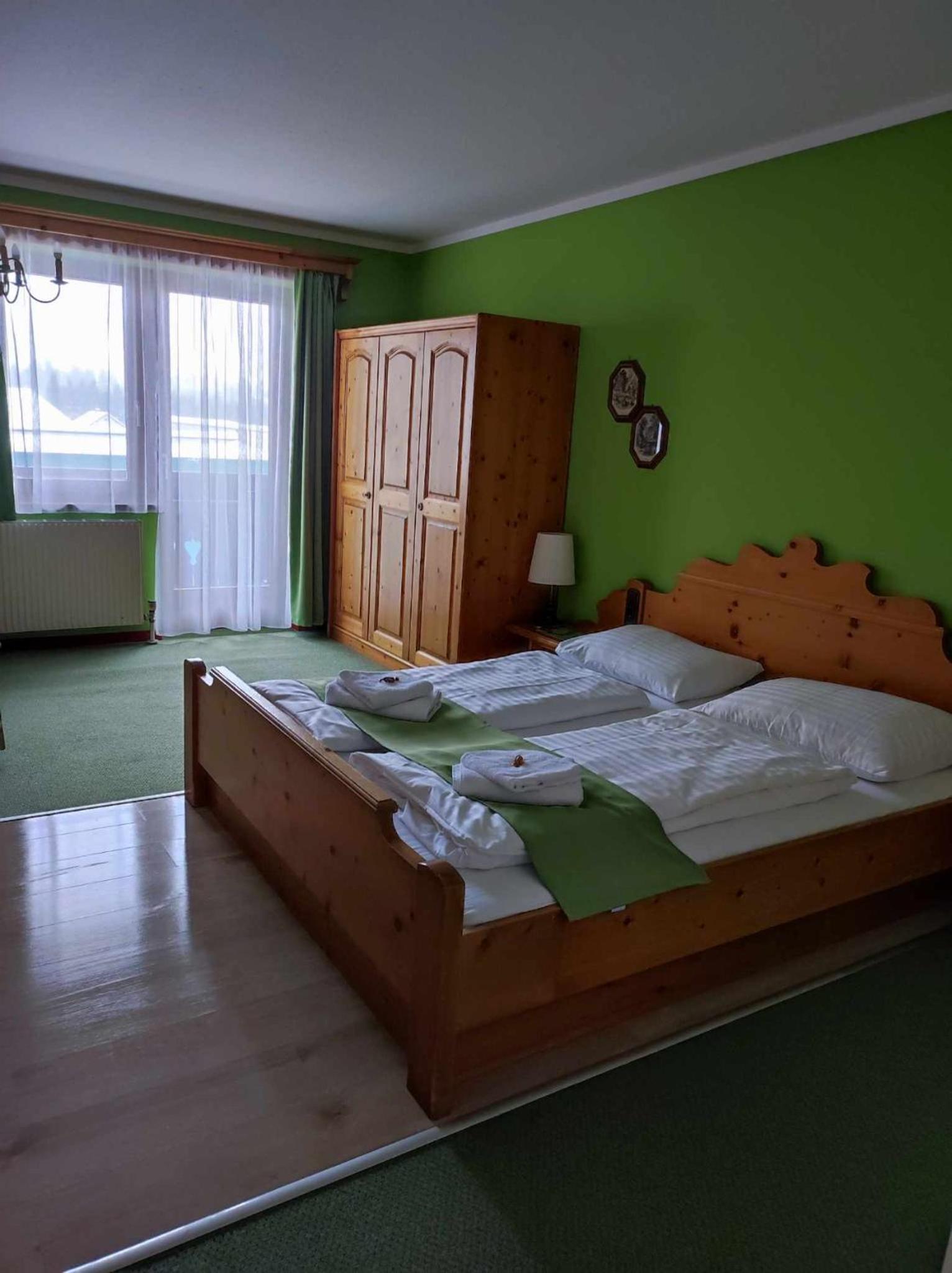 Double Room with Mountain View