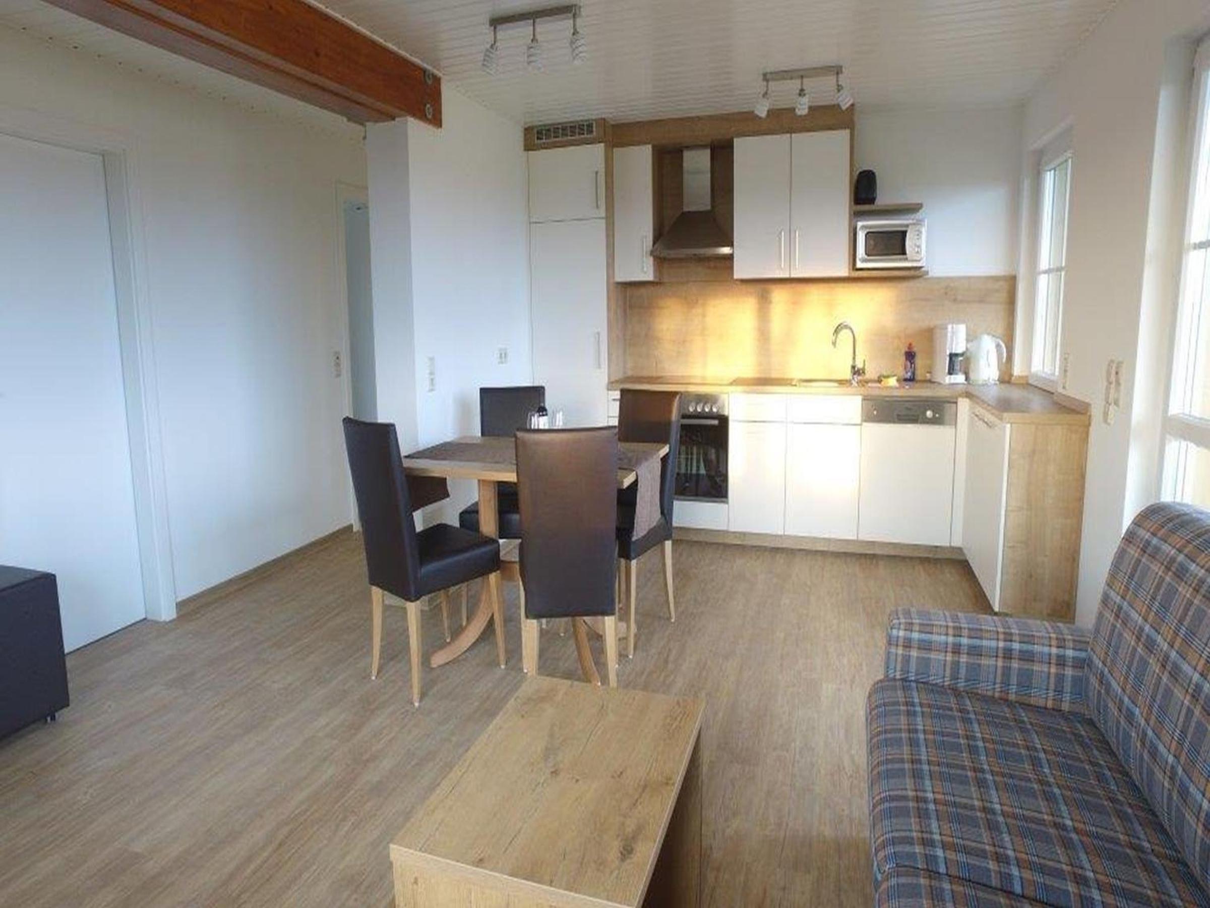 Apartment with View and Balcony photo 2