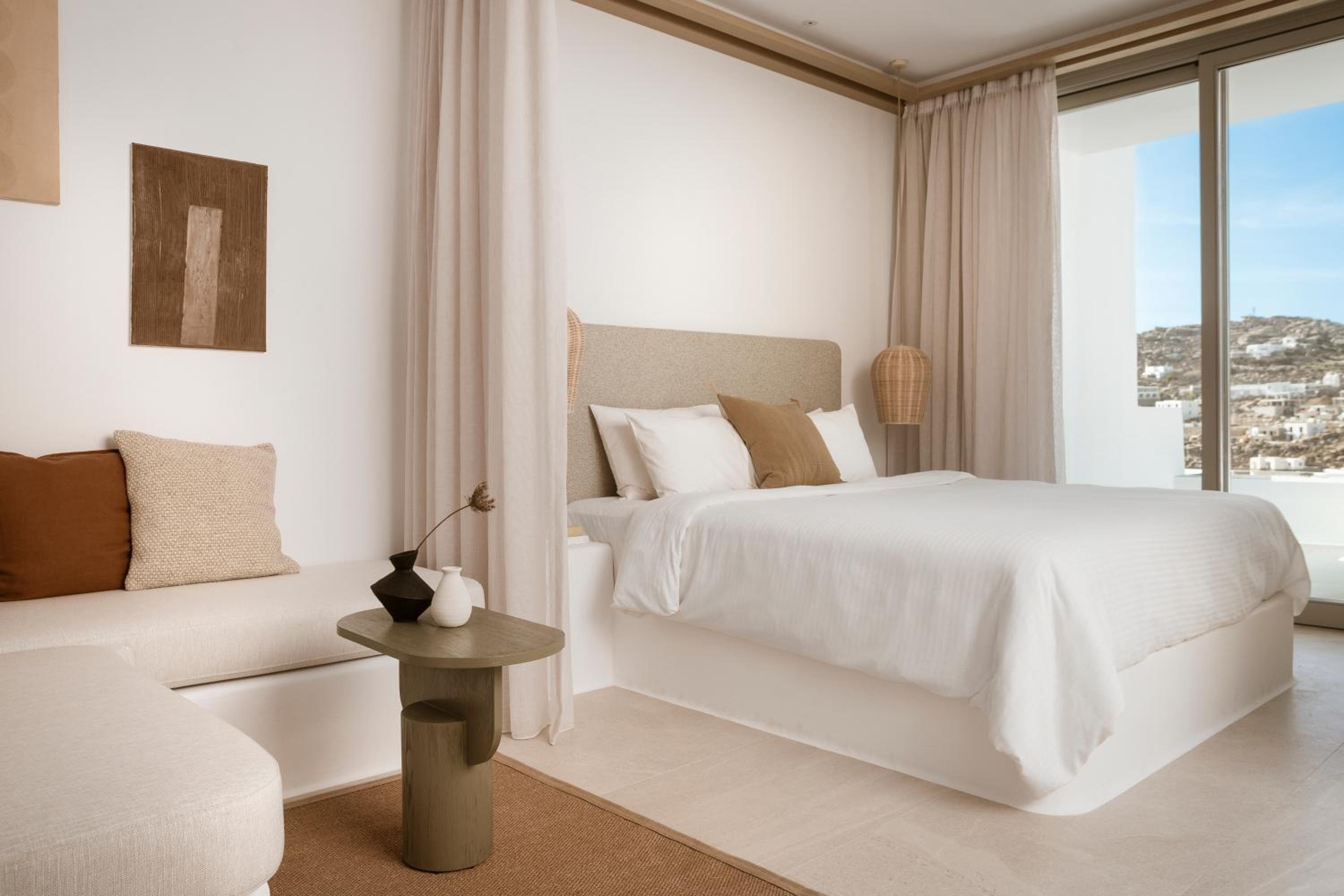 Junior Suite with Side Sea View and Jetted Tub - Photo 7