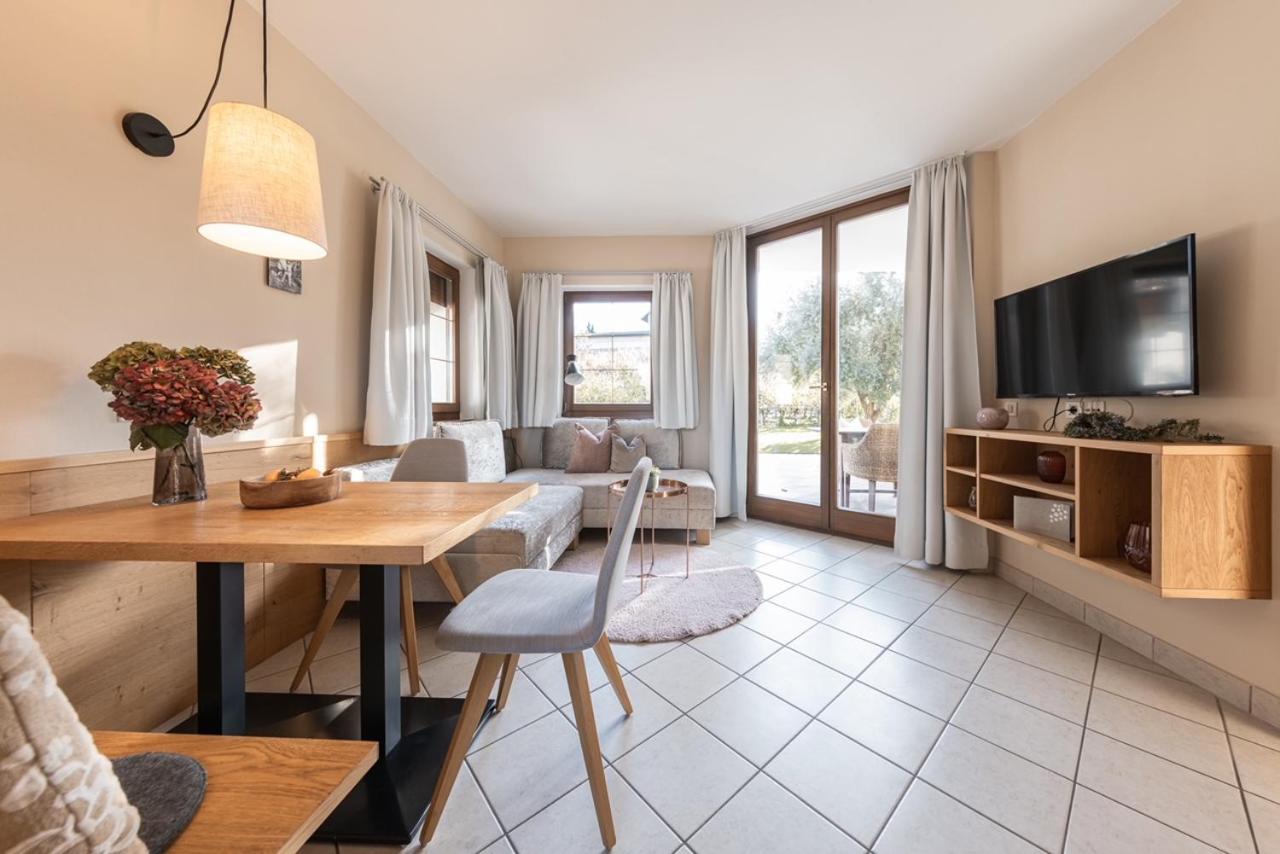 Apartment with Terrace photo 3