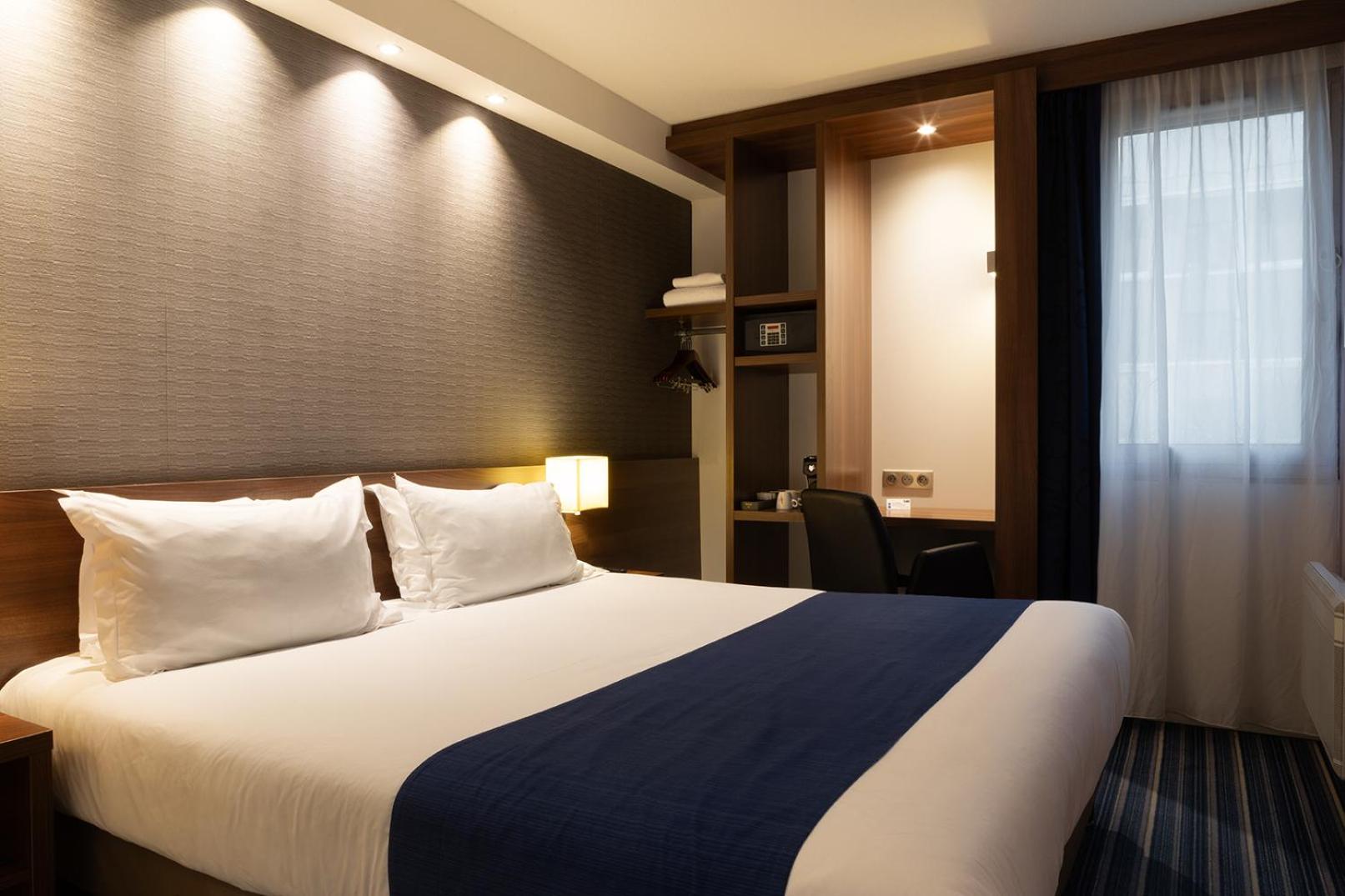 Standard King Room - Free Breakfast
