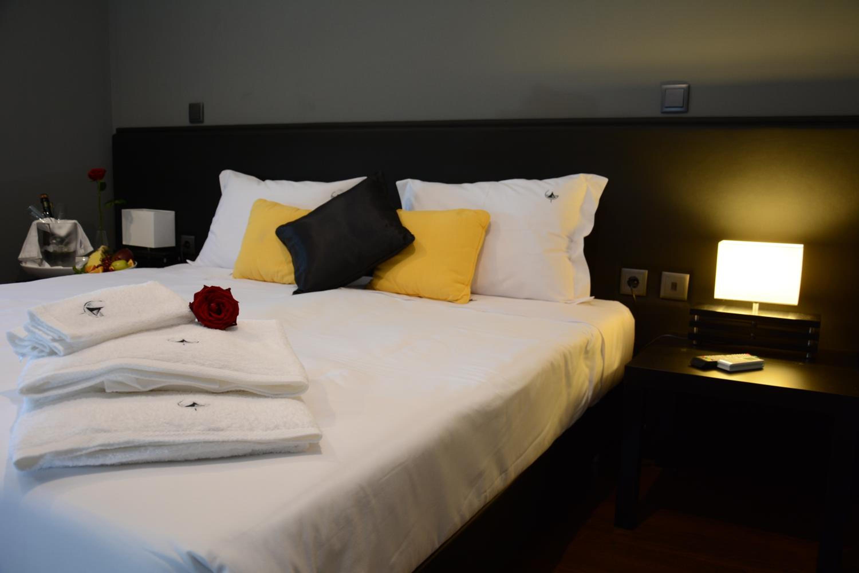 Double Room - Photo 3
