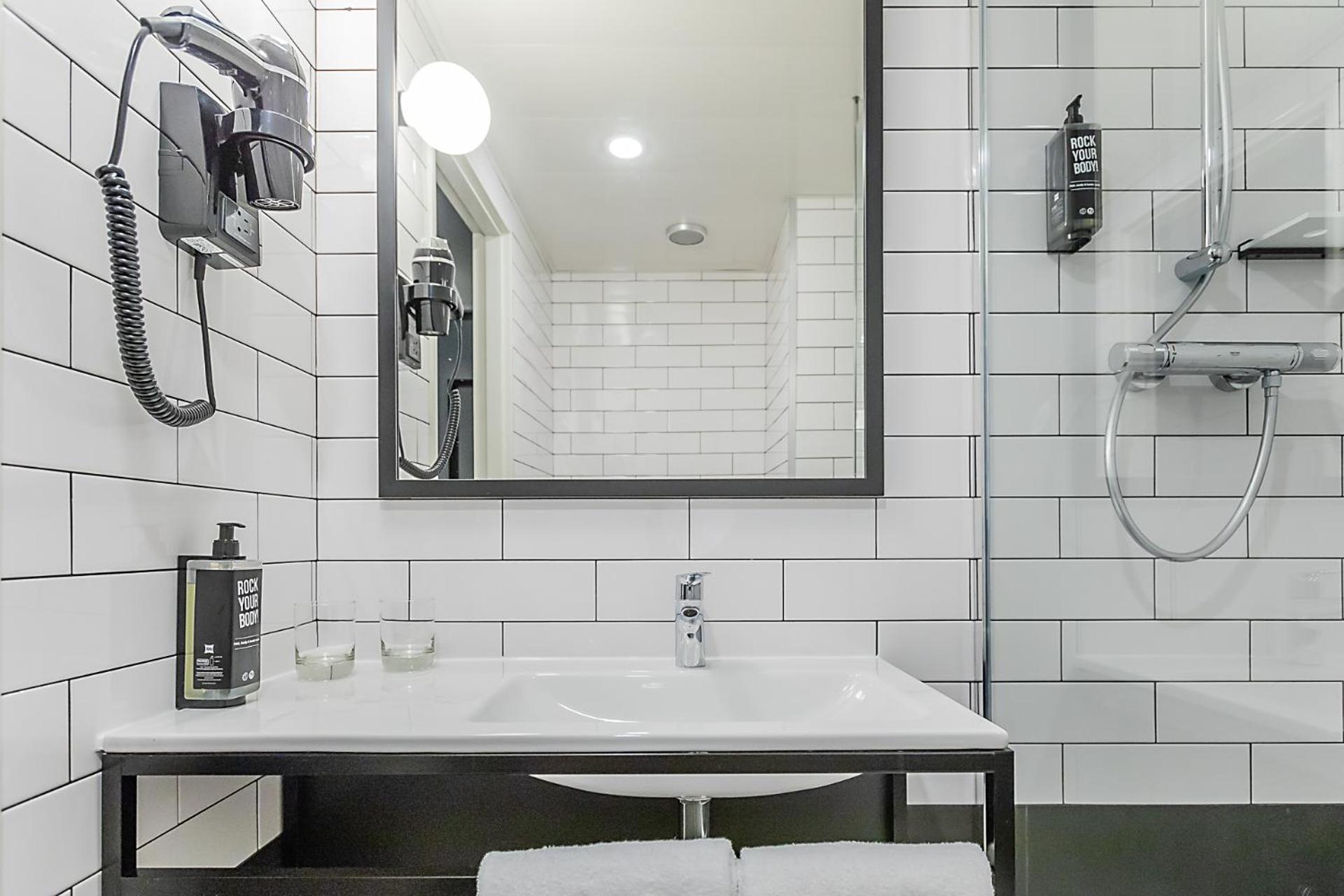 Superior Twin Room photo 2