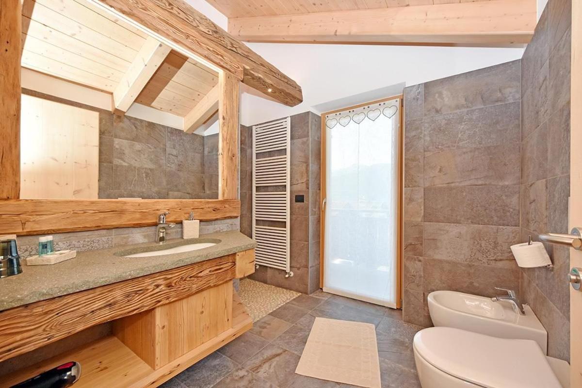 Double or Twin Room with Balcony photo 3