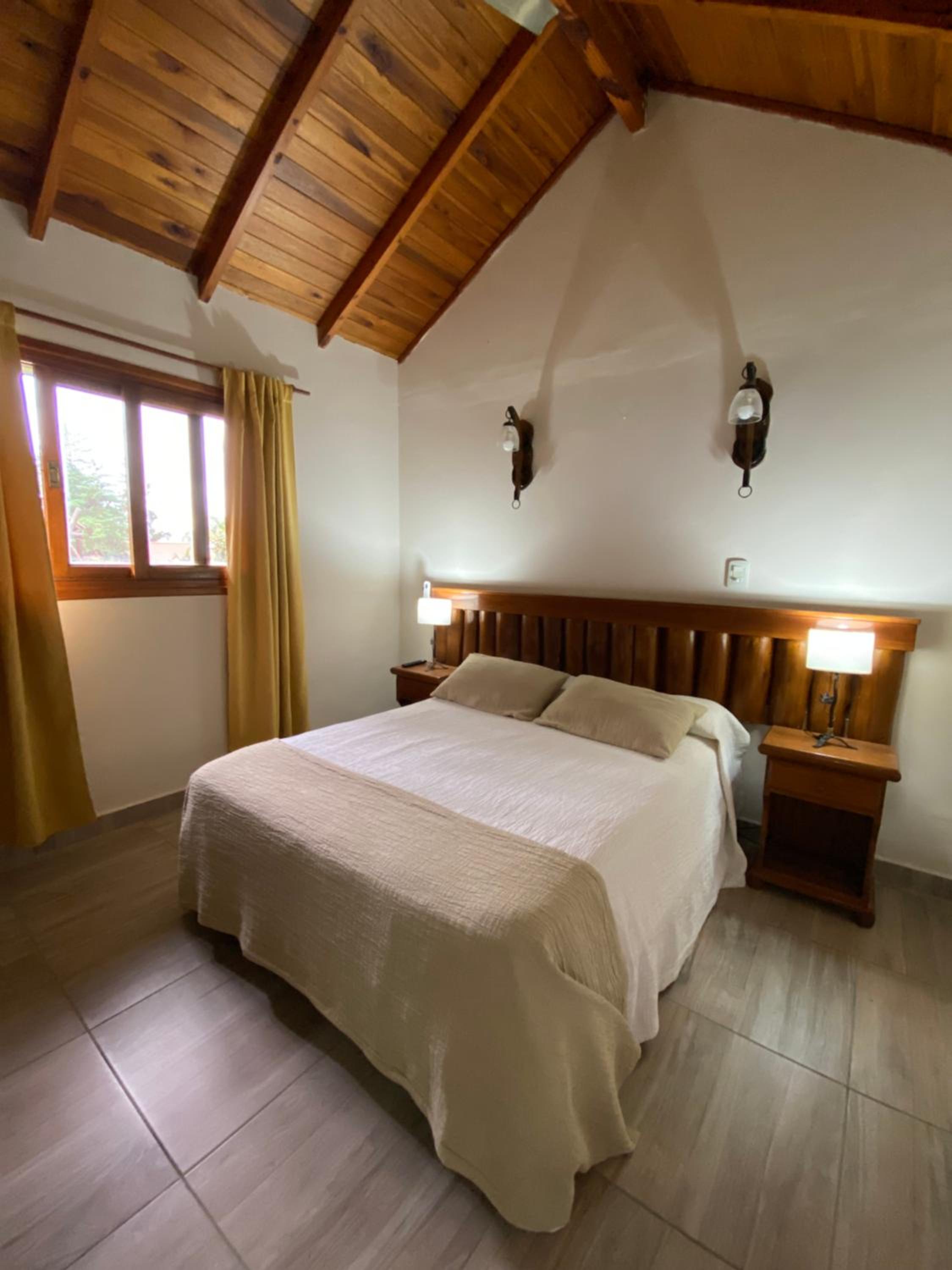 Bungalow (2 Adults) photo 1
