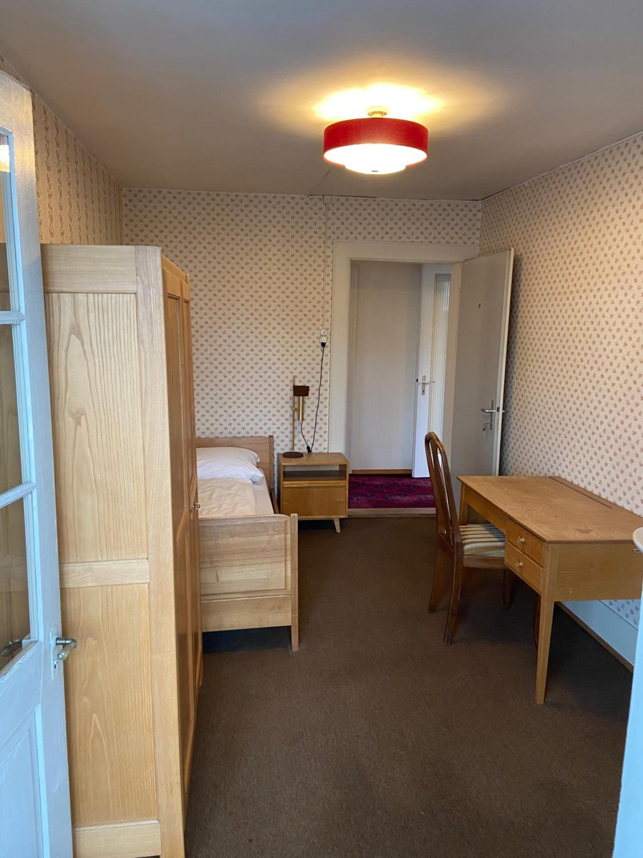 Single Room photo 3