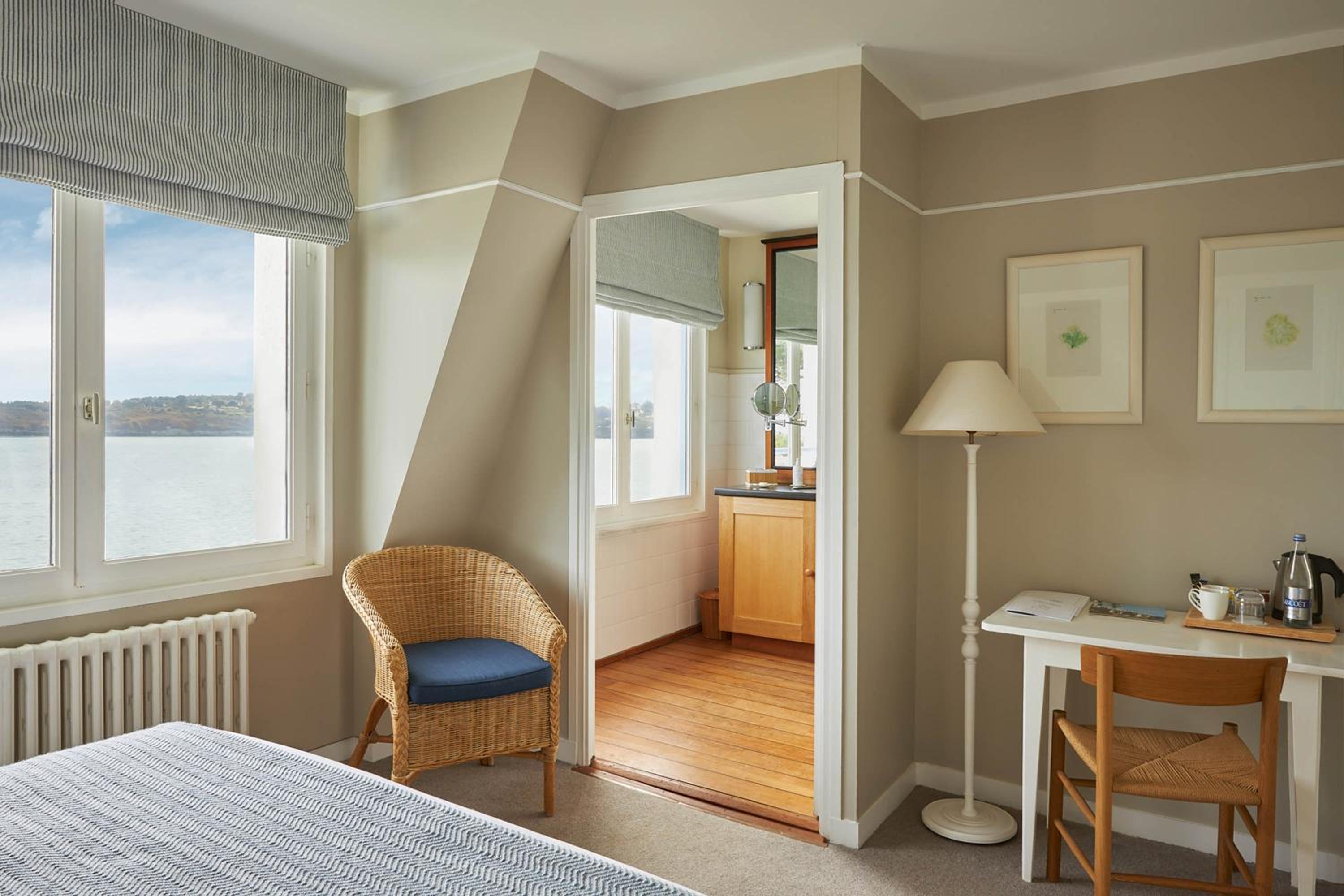 Classic Double Room with Sea View photo 3