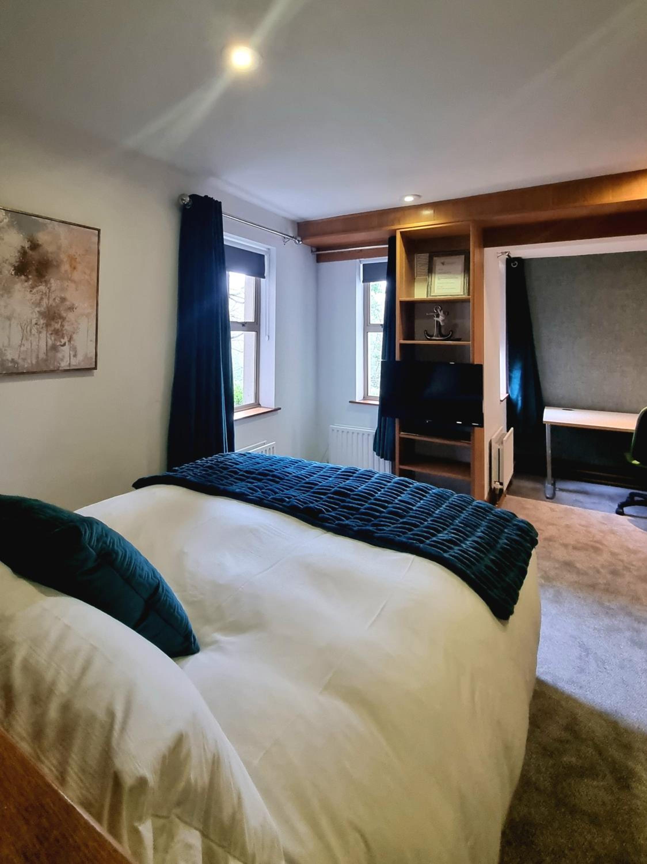 Double Room (Adults only) - Photo 11