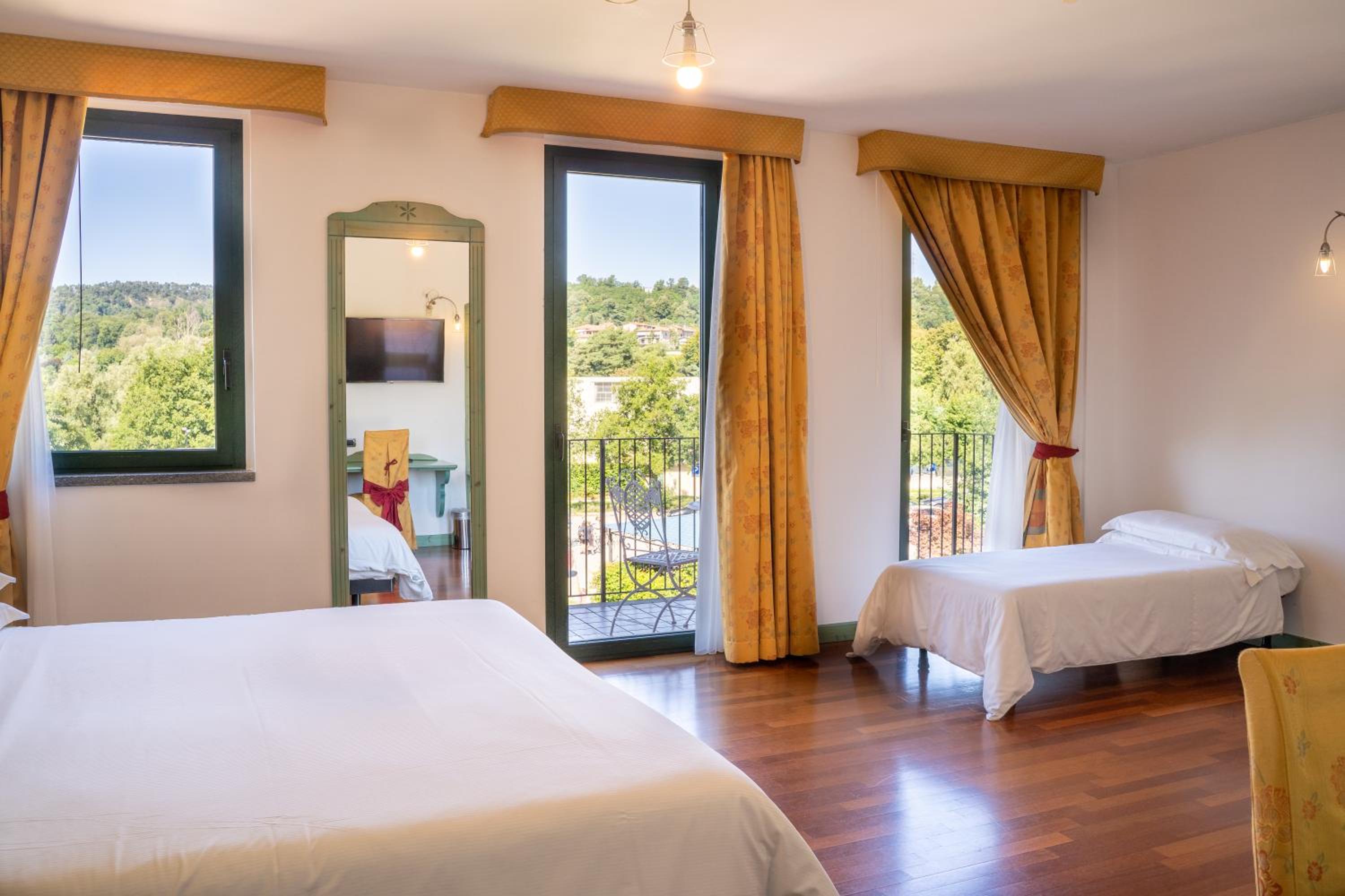 Triple Room - Photo 8