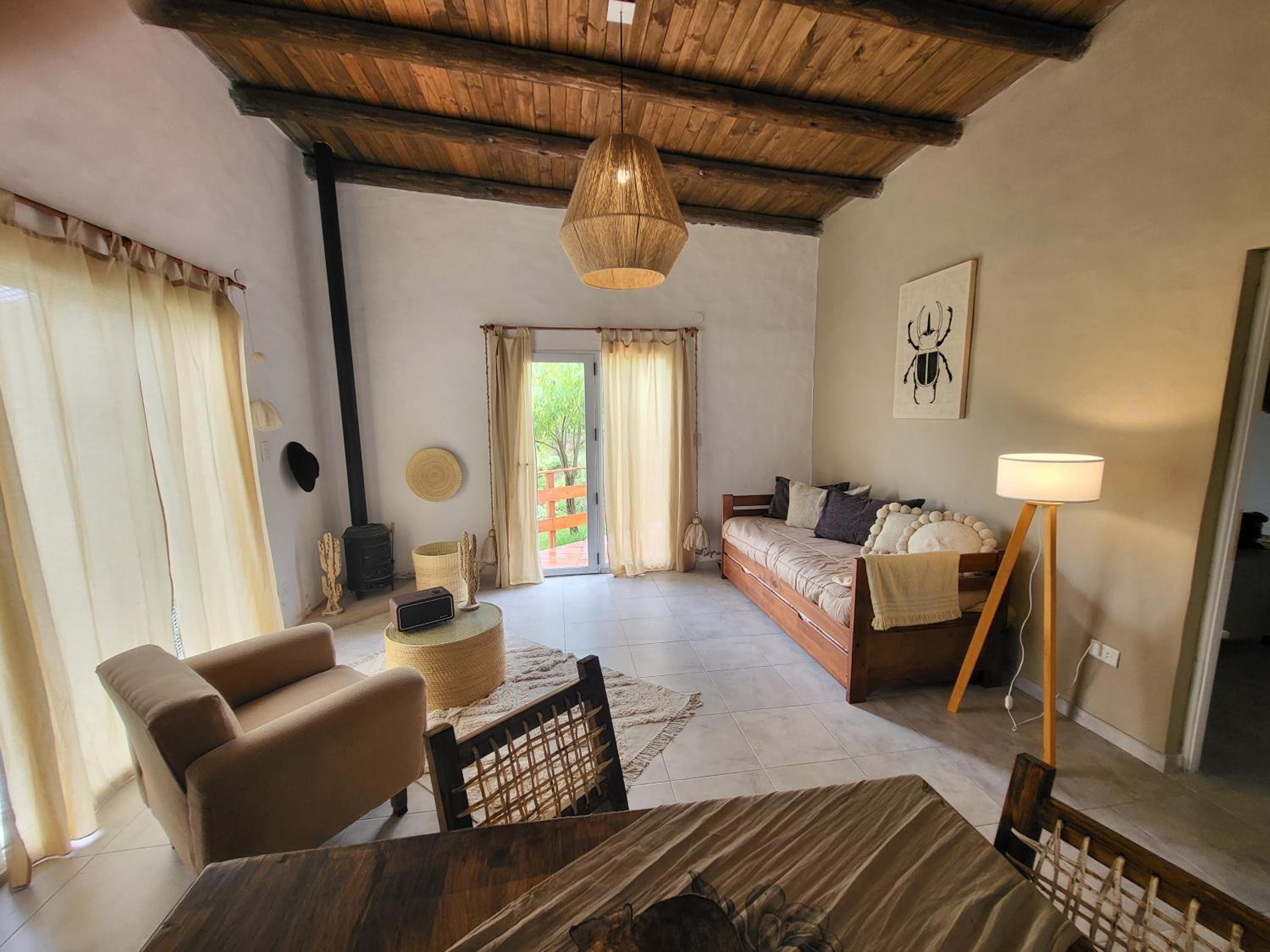 One-Bedroom House photo 1