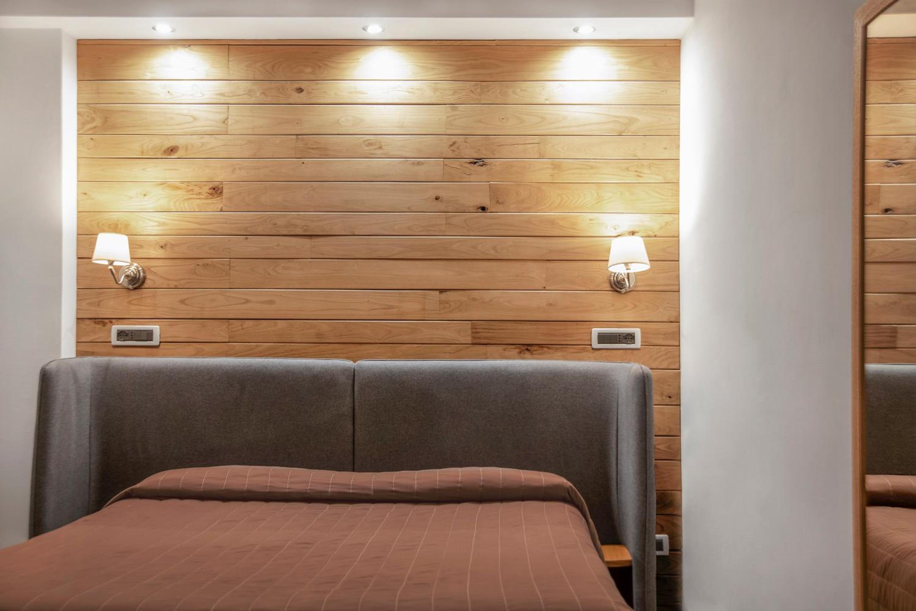 Small Double Room - Photo 4