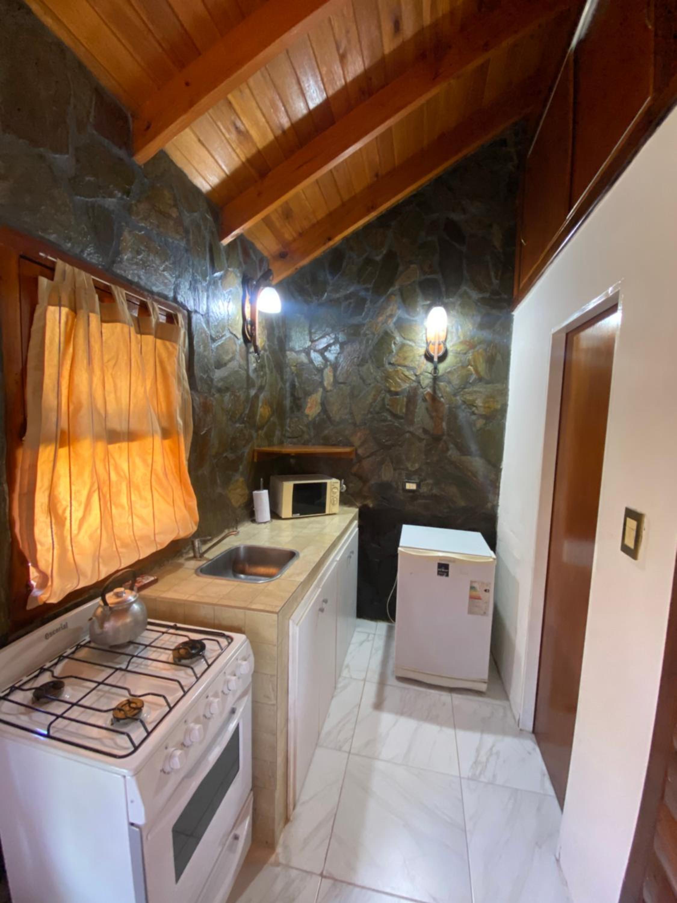 Bungalow (4 Adults) photo 2