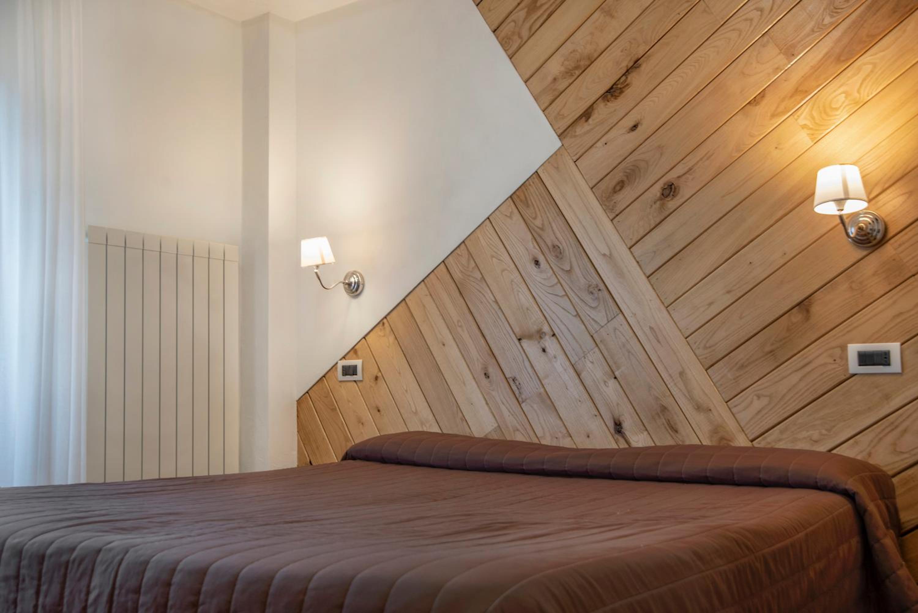 Double Room - Photo 13