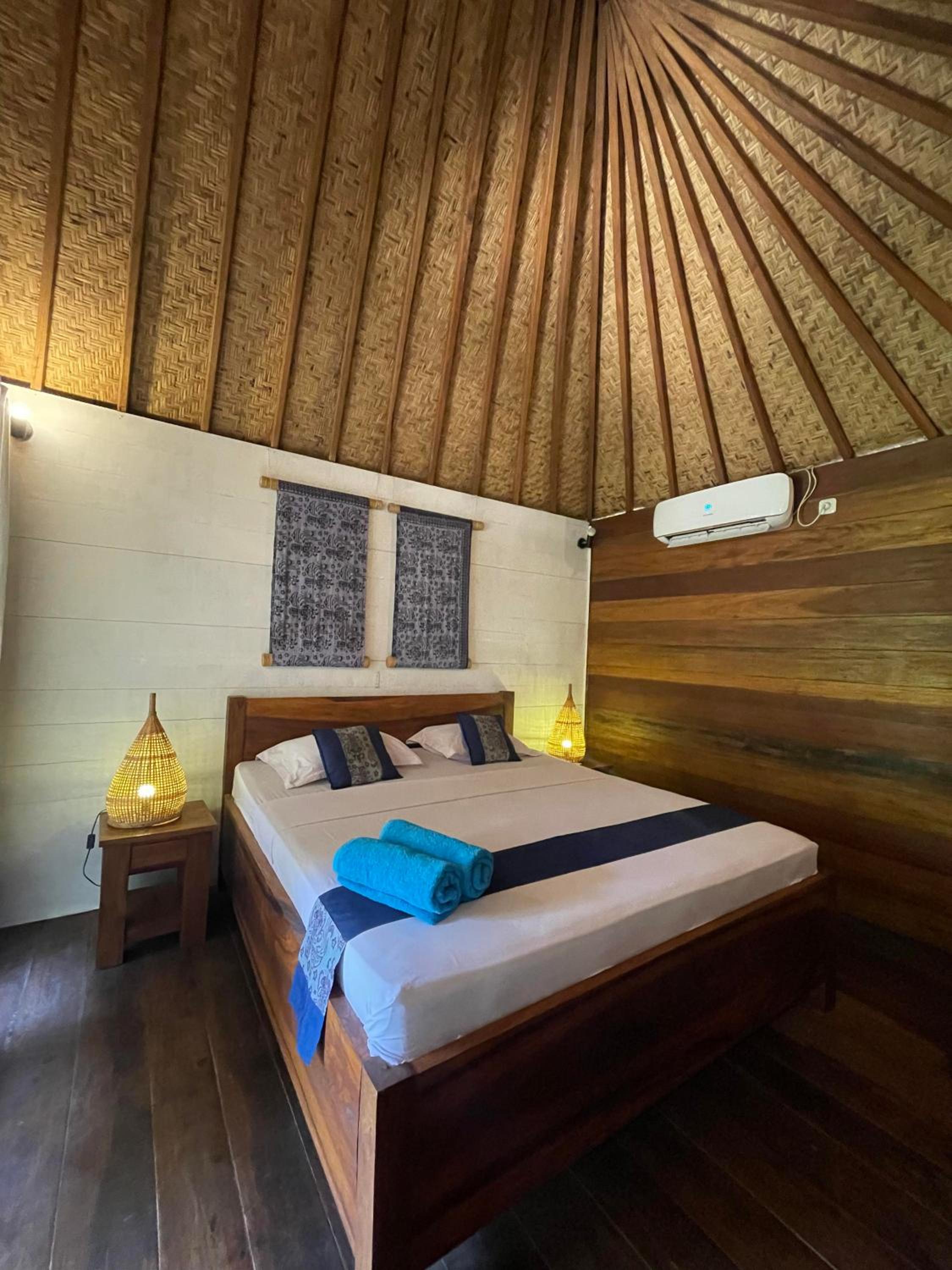 Deluxe Bungalow - Photo 16