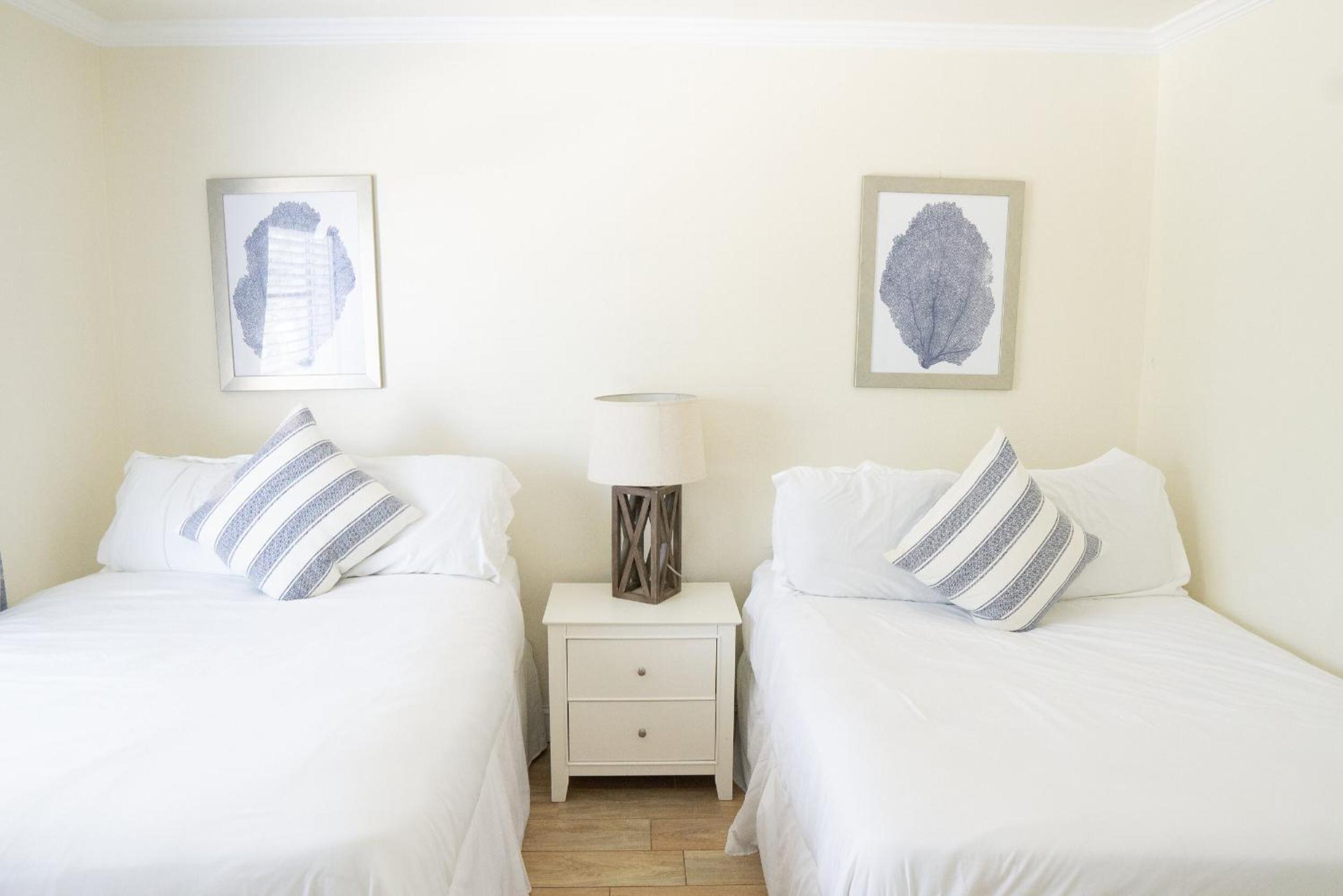 Gulf side suite, 2 Full beds