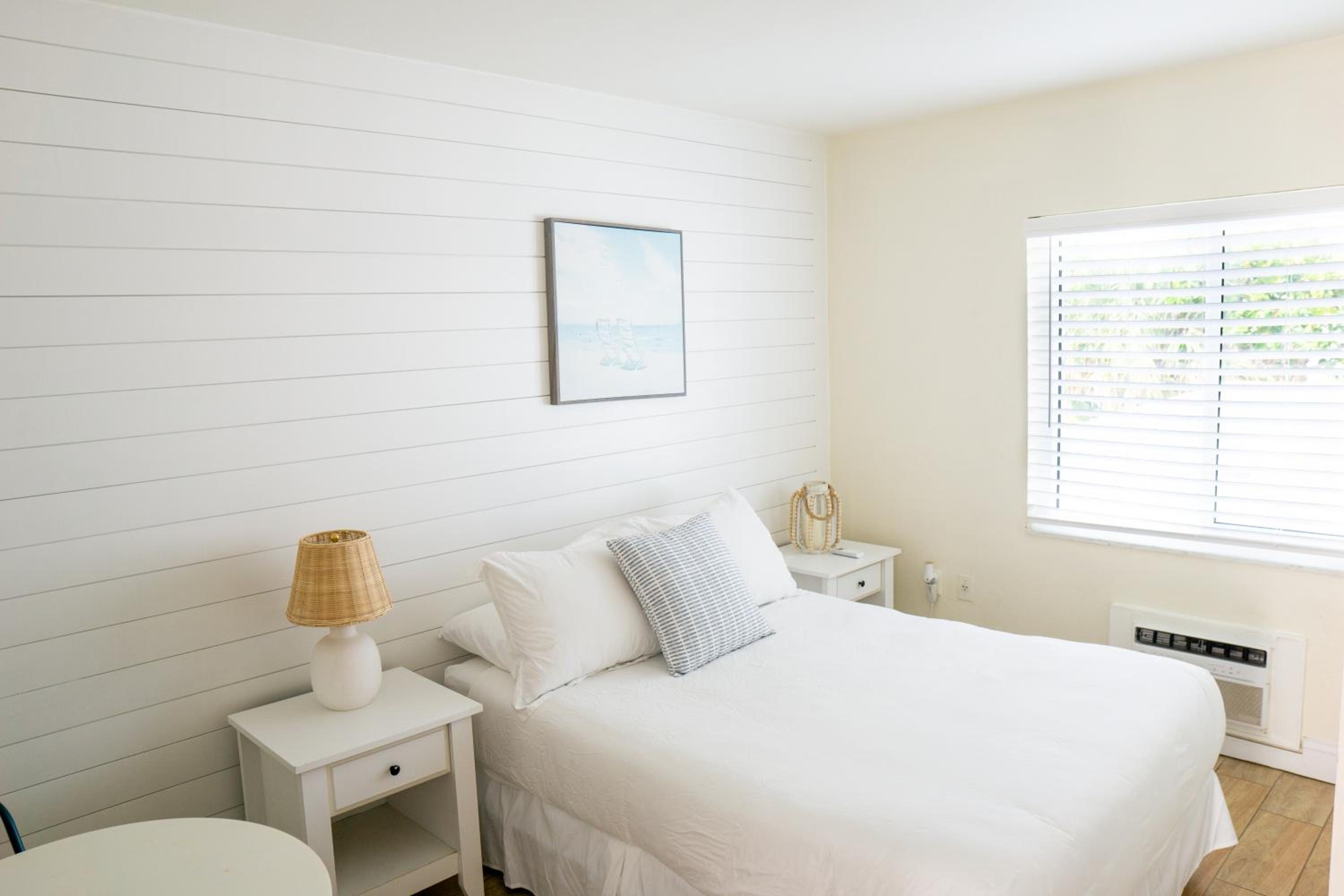 Basic double room