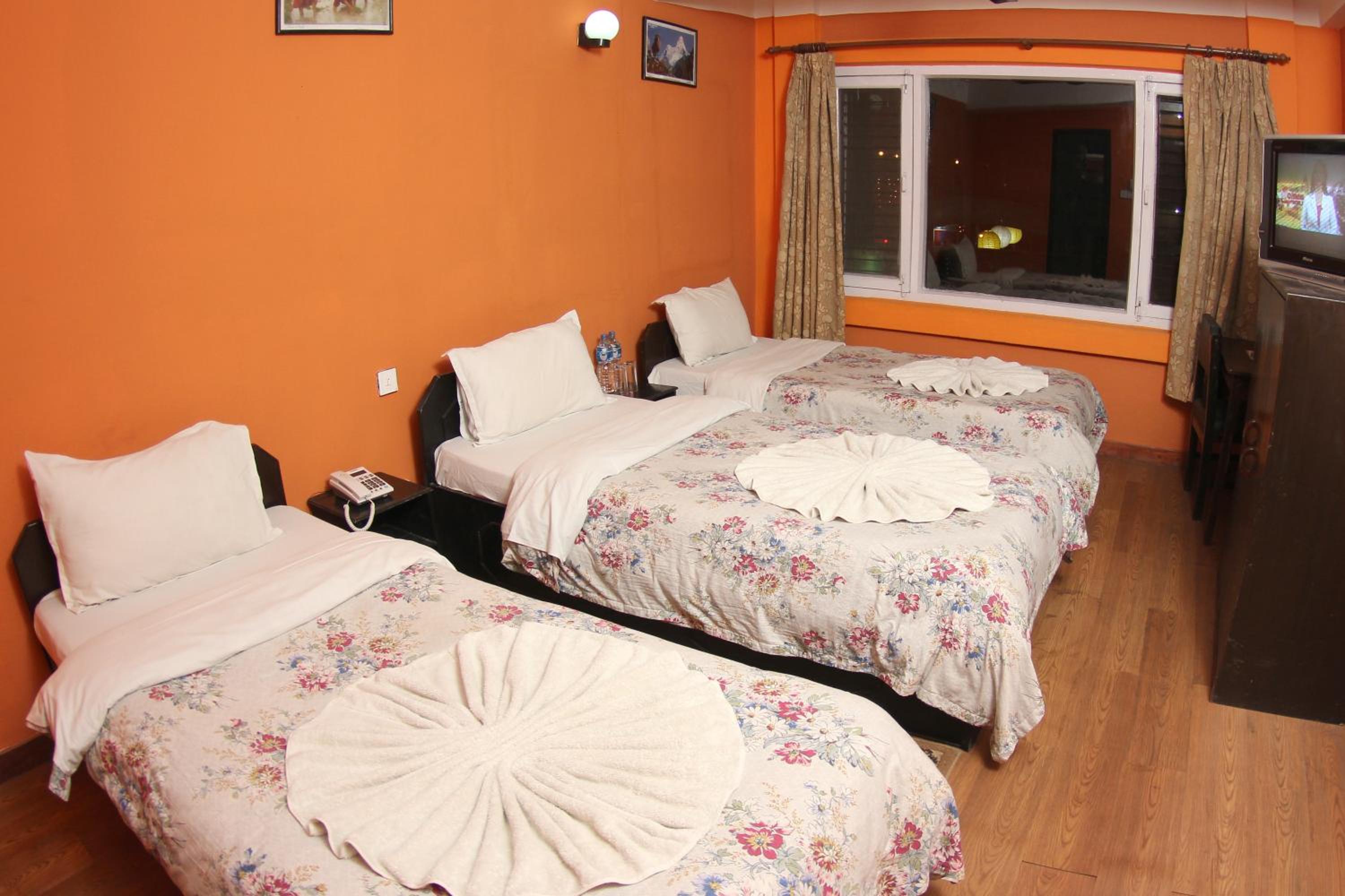Deluxe Triple Room - Photo 4