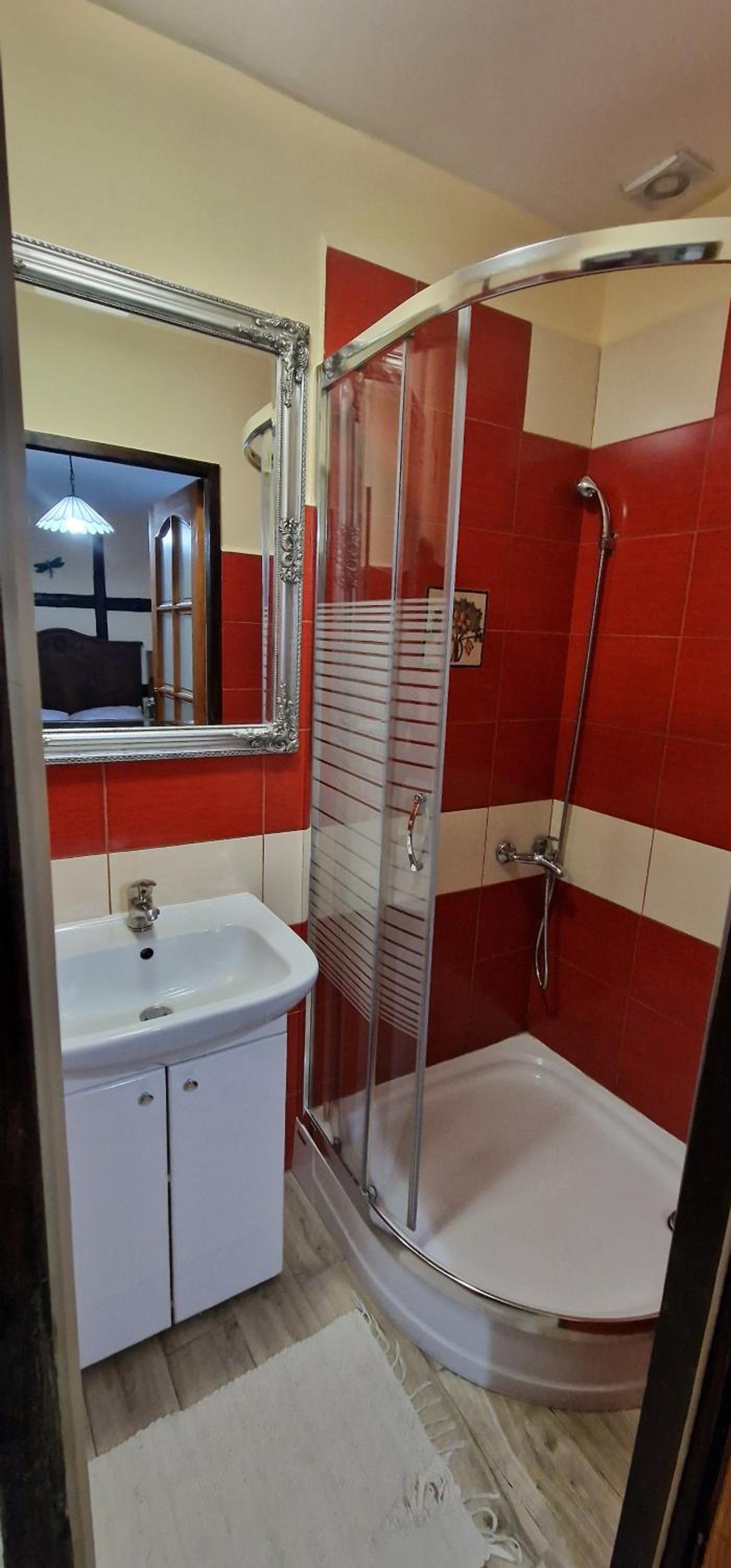Double Room with Private Bathroom photo 3
