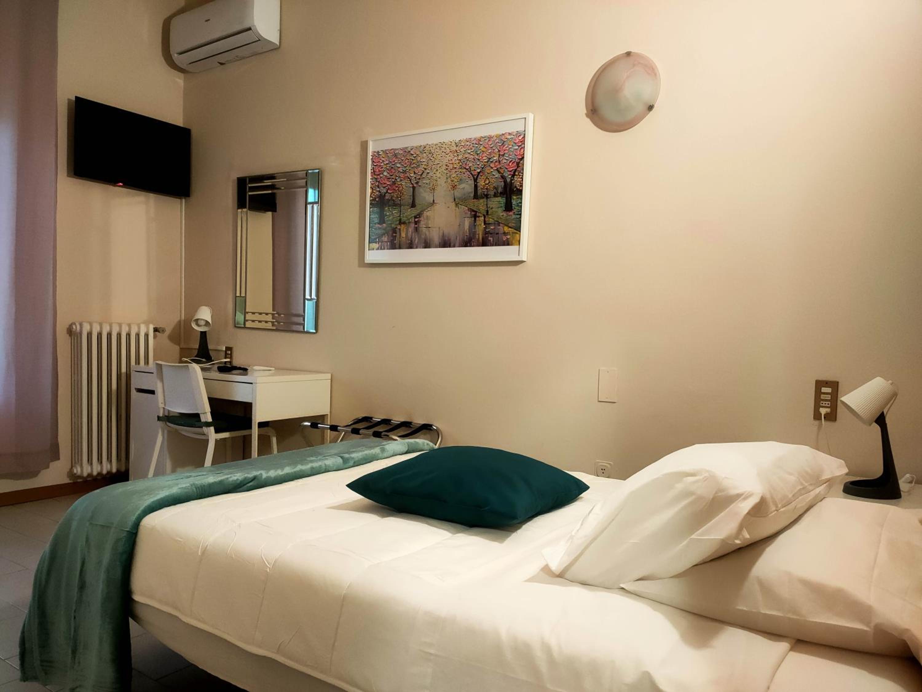 Deluxe Single Room photo 1