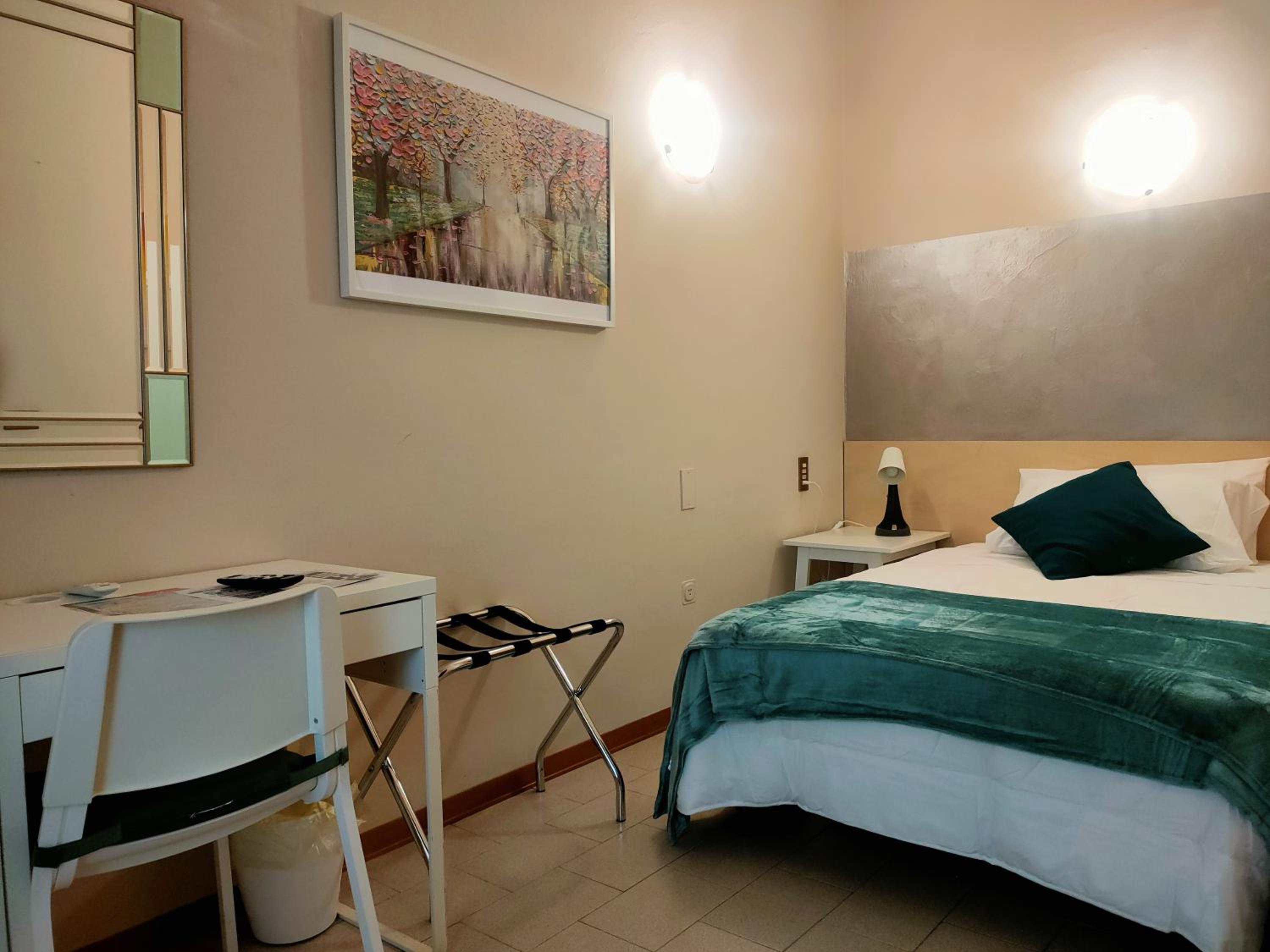 Deluxe Single Room photo 2