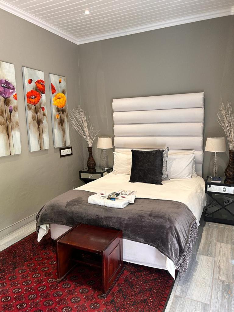 Deluxe Room - Photo 1