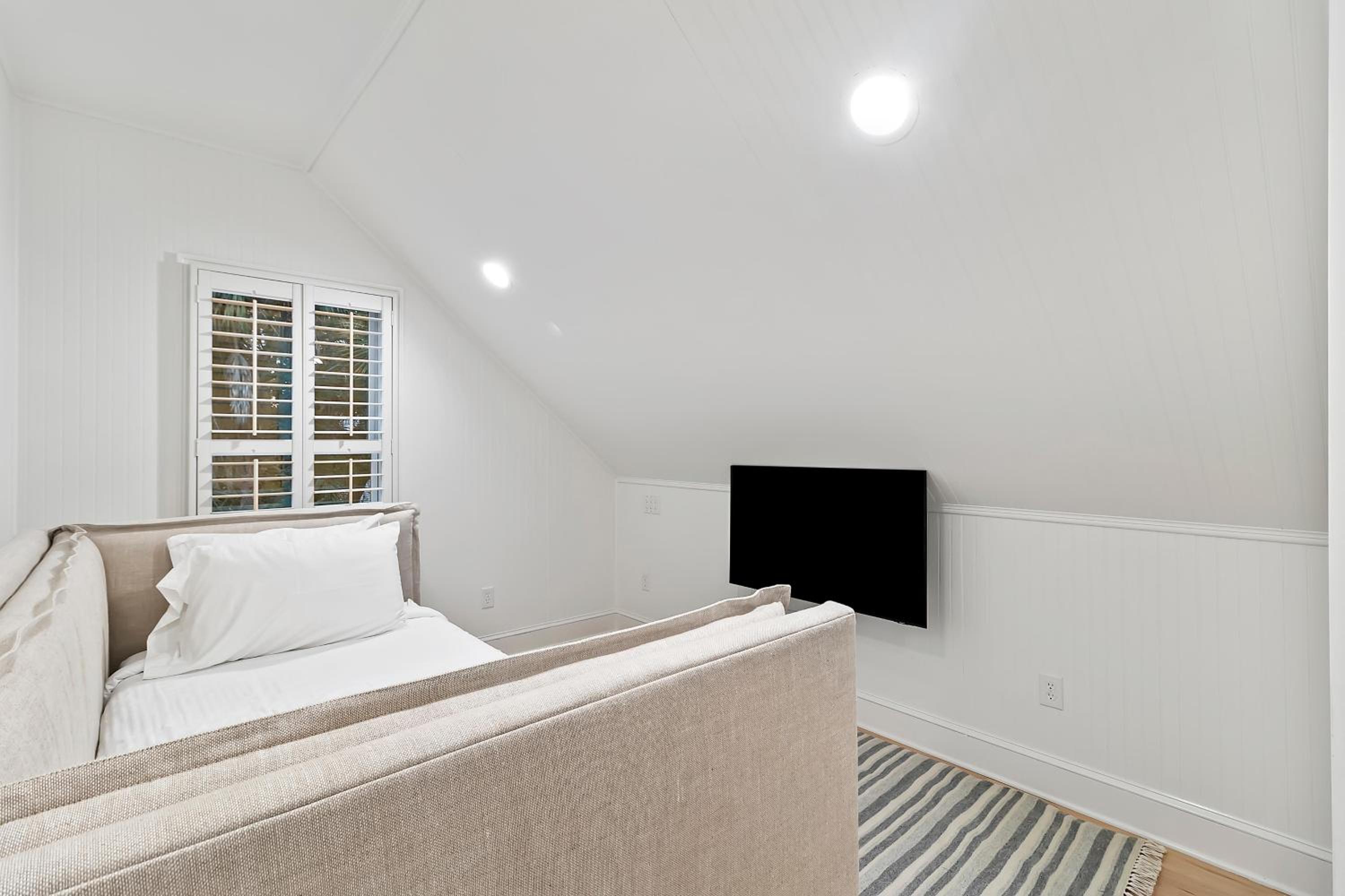 Four-Bedroom Vacation Home photo 3