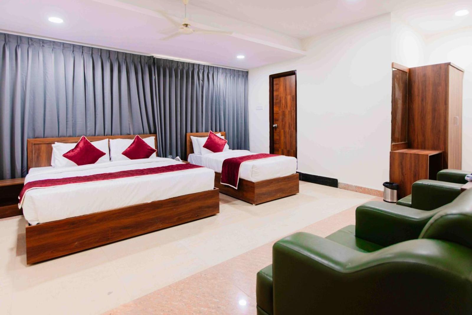 Deluxe Room - Photo 3