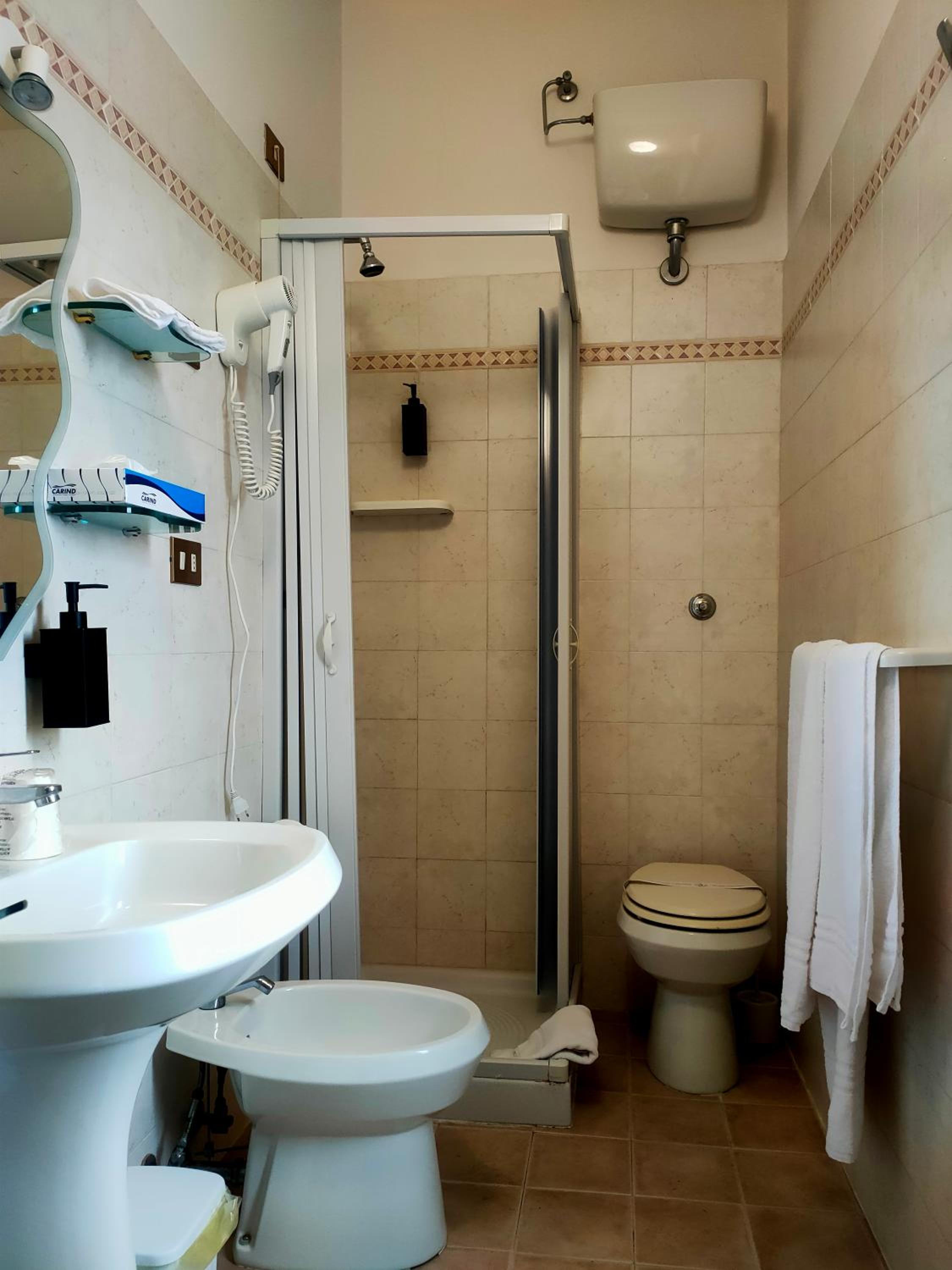 Triple Room - Photo 3