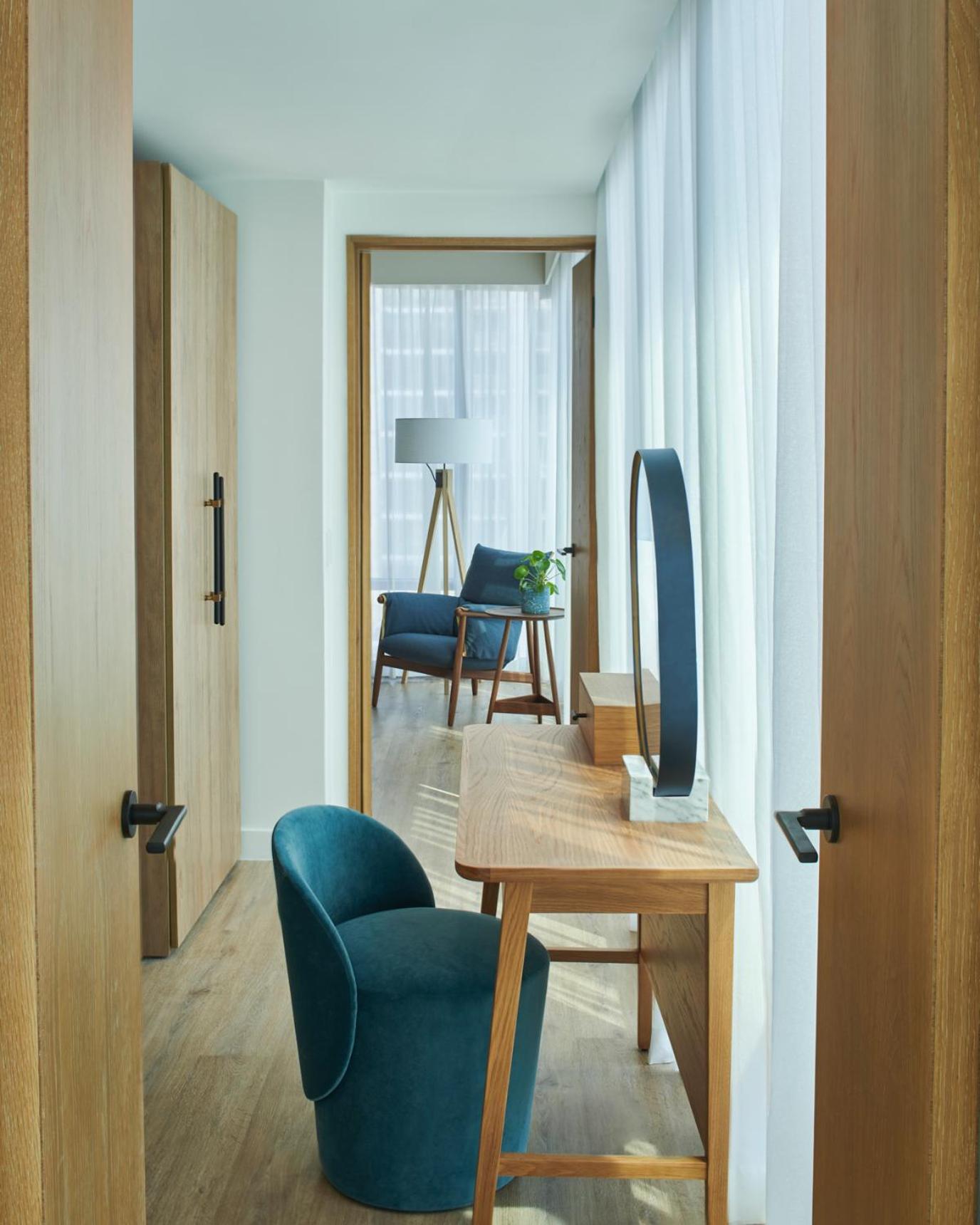 Grand Chamber King Suite - Photo 6