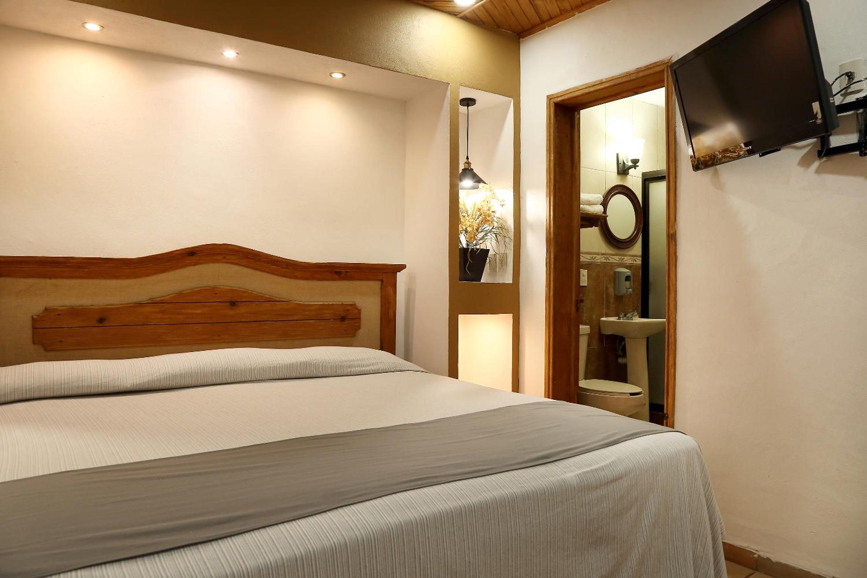Standard King Room