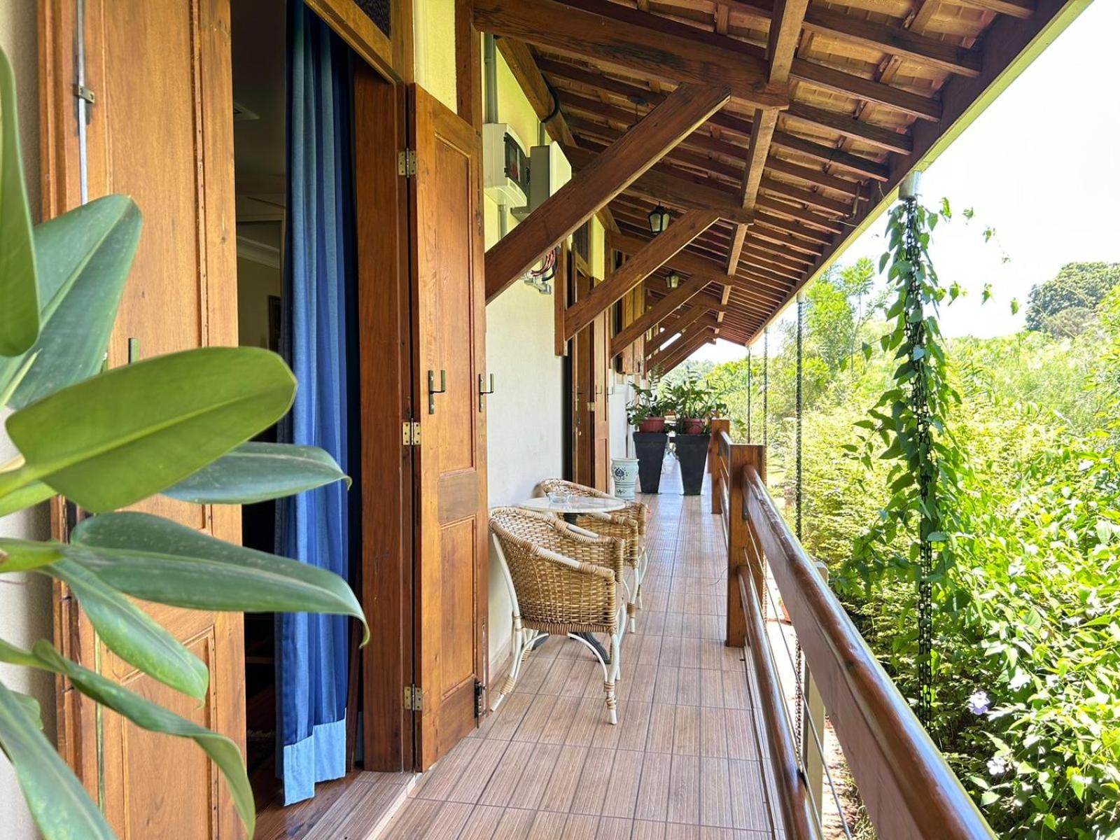 King Suite with Balcony photo 3