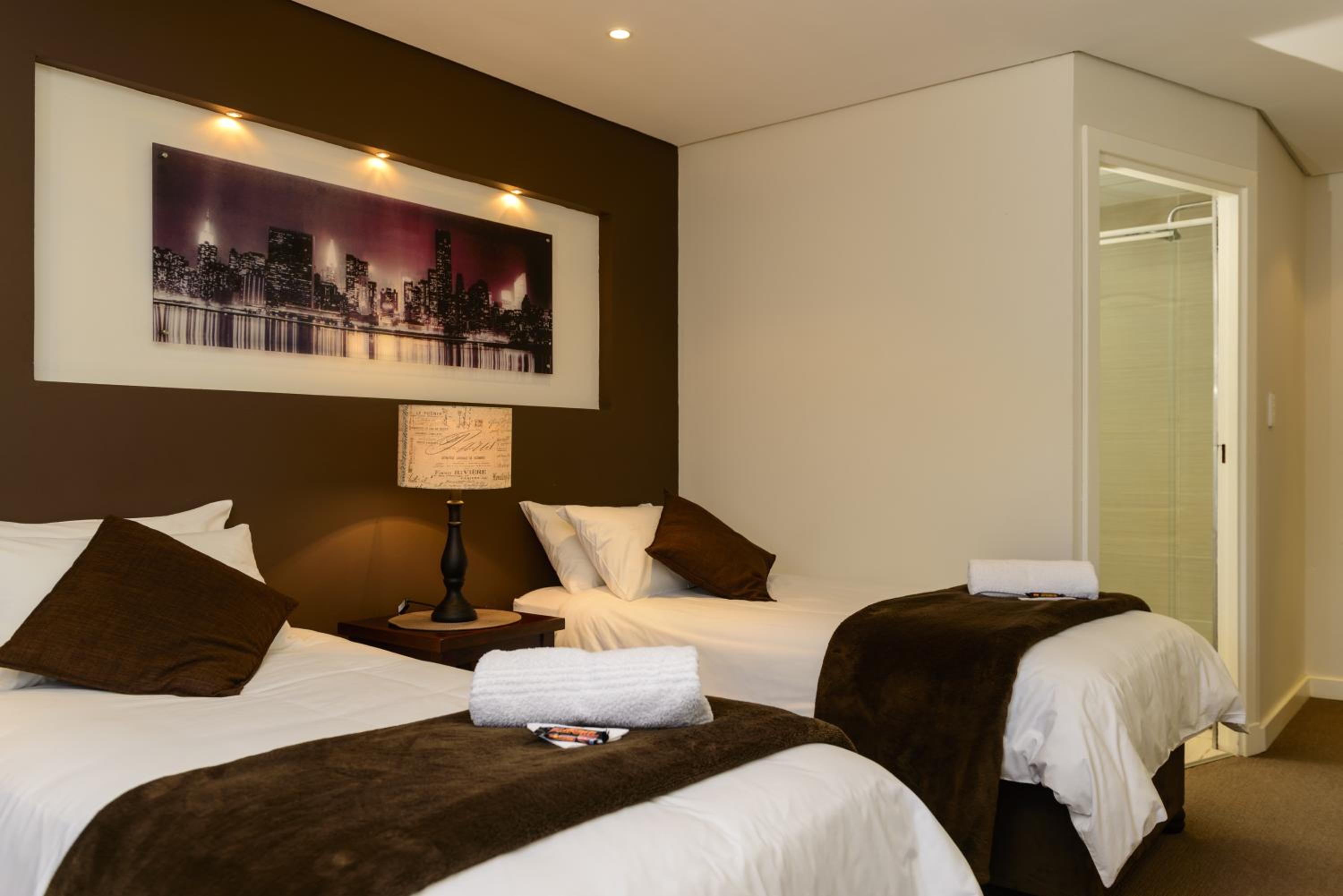 Standard Suite photo 2