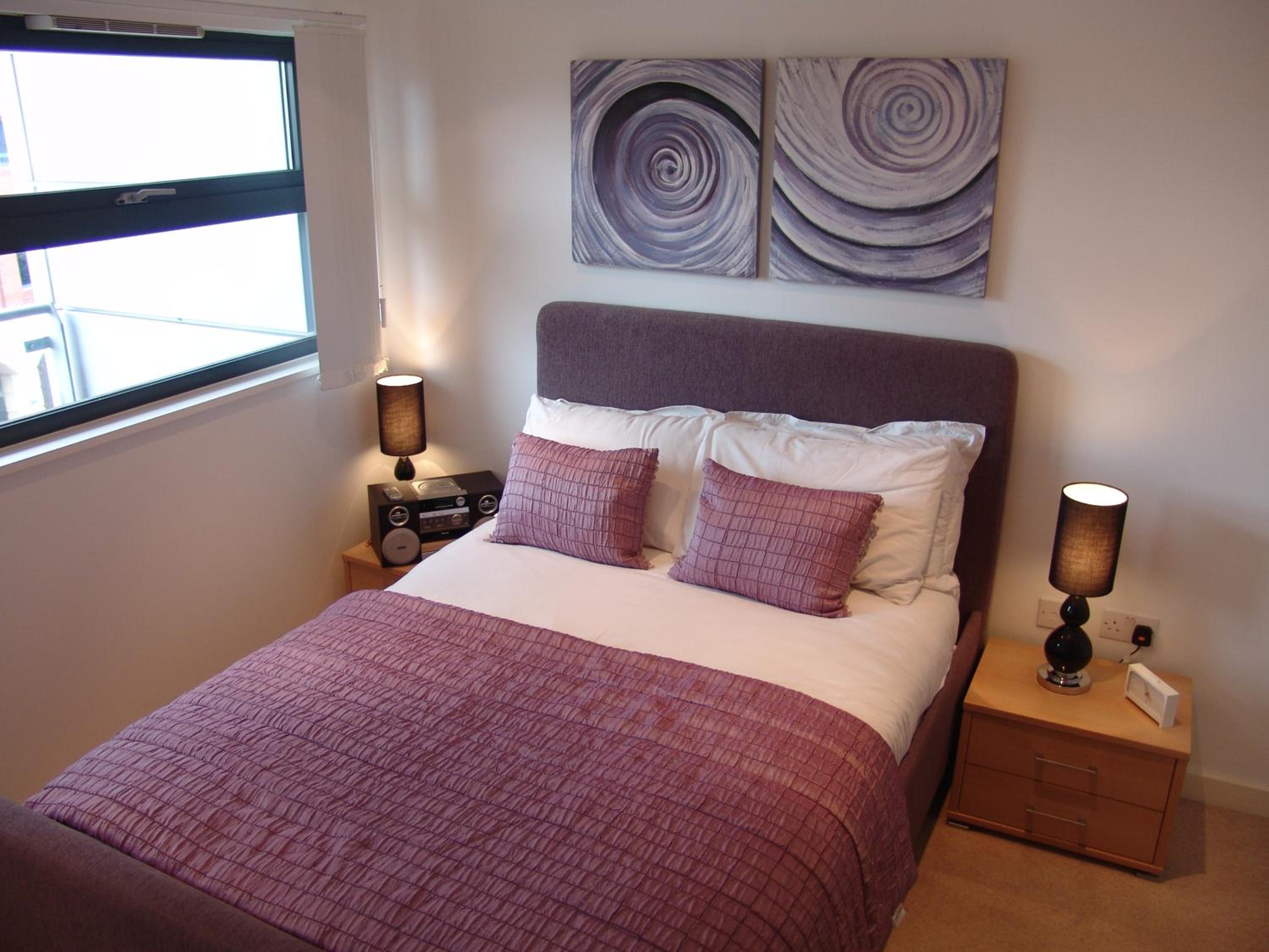 One-Bedroom Apartment - Photo 6