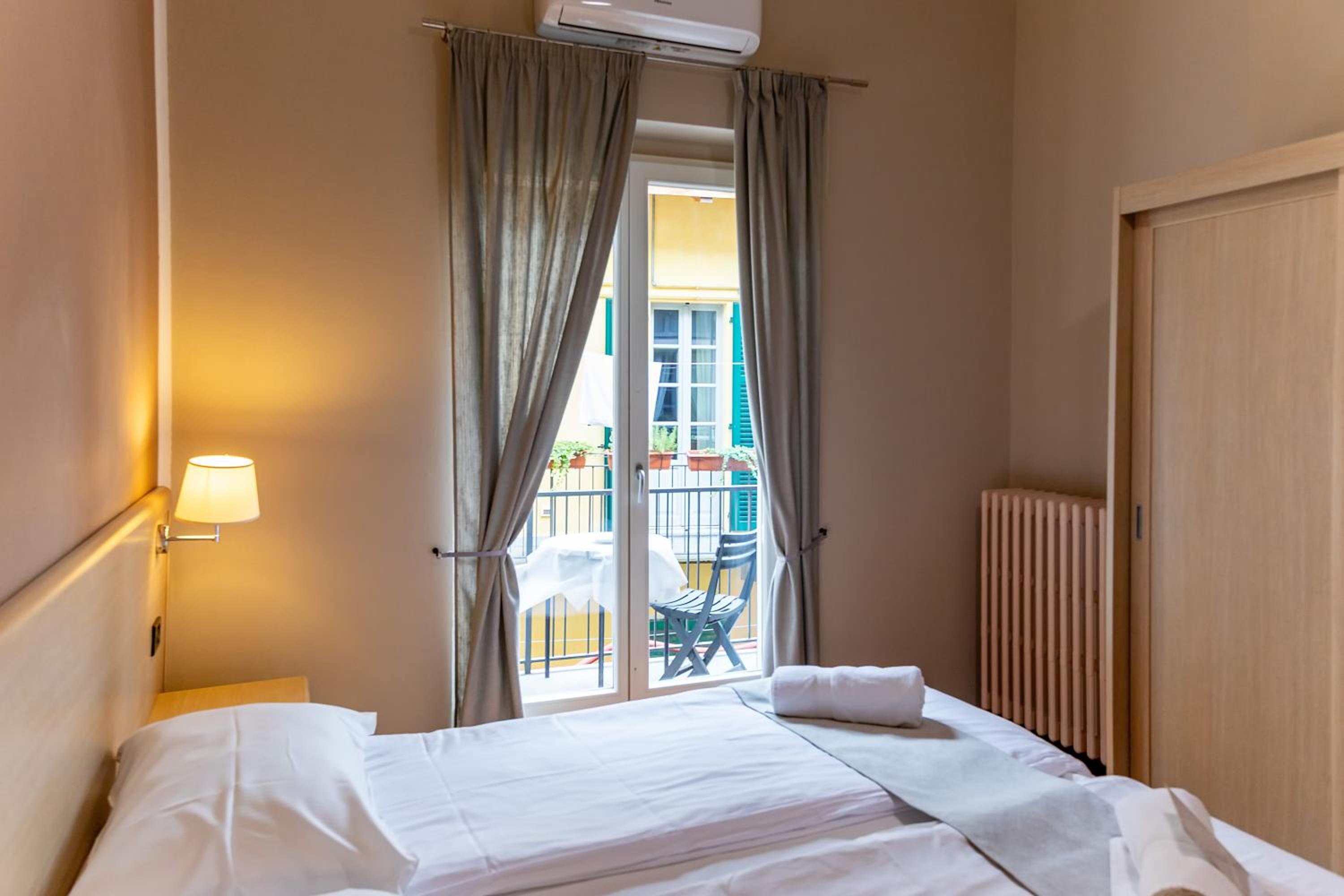 Standard Triple Room - Photo 6