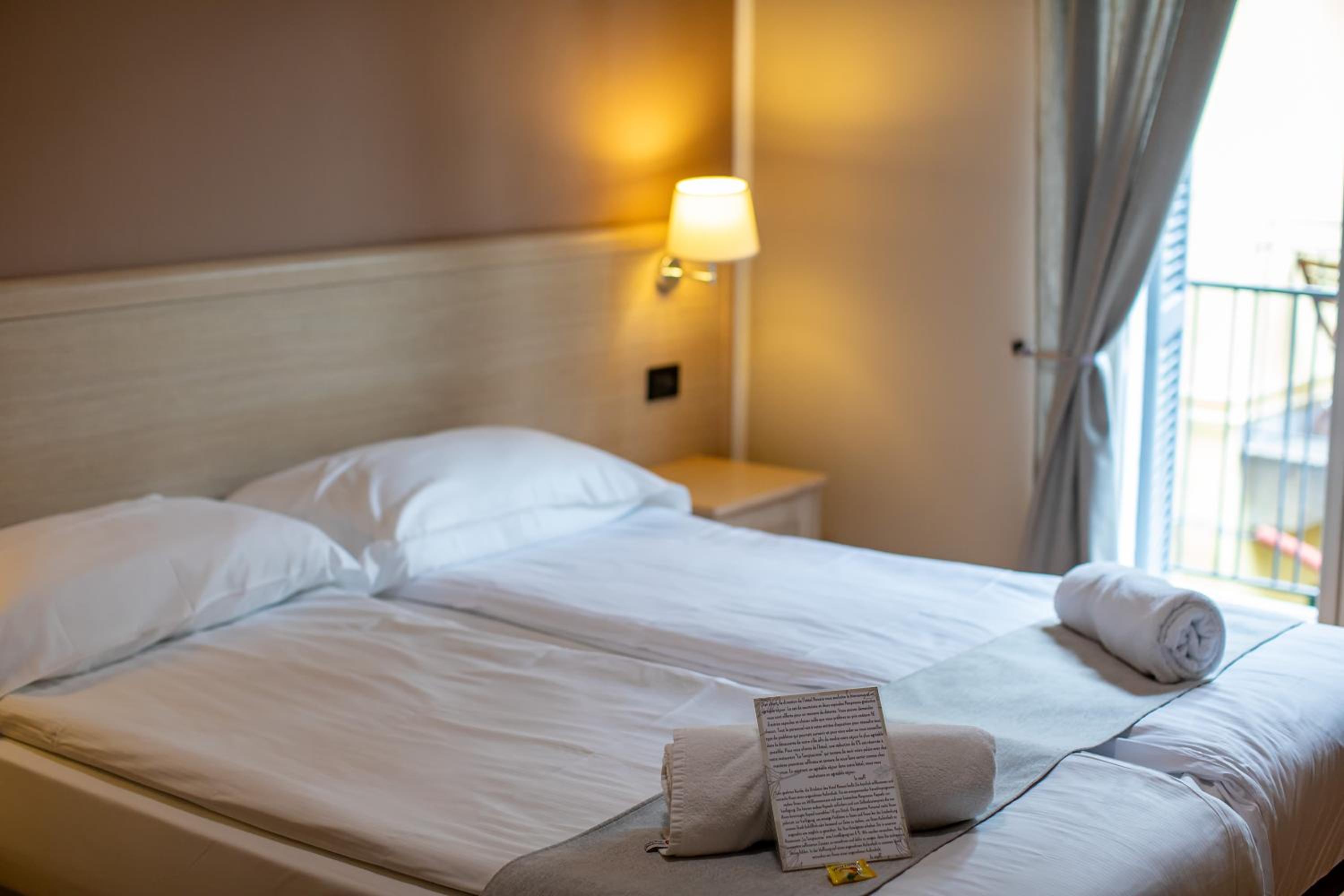 Standard Triple Room - Photo 5