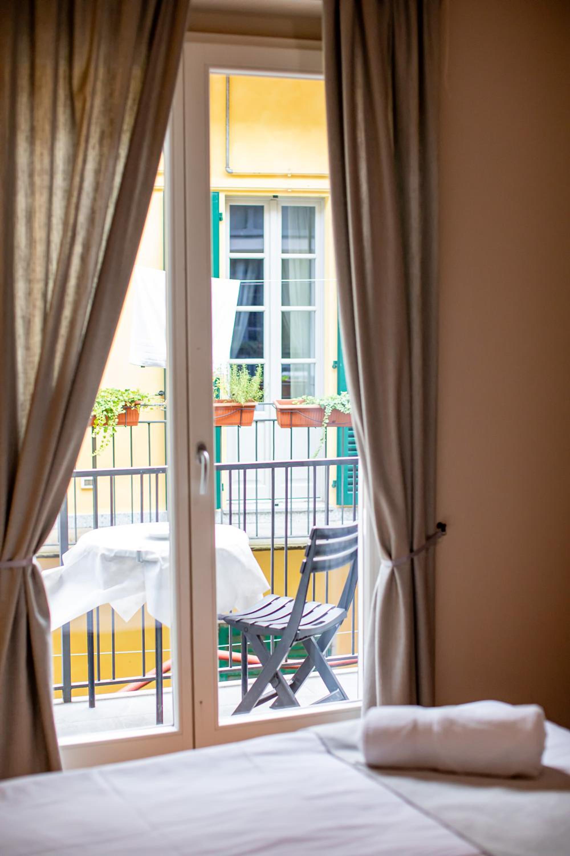 Standard Triple Room - Photo 9