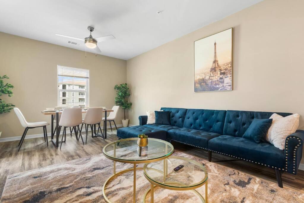Three-Bedroom Deluxe Apartment photo 1