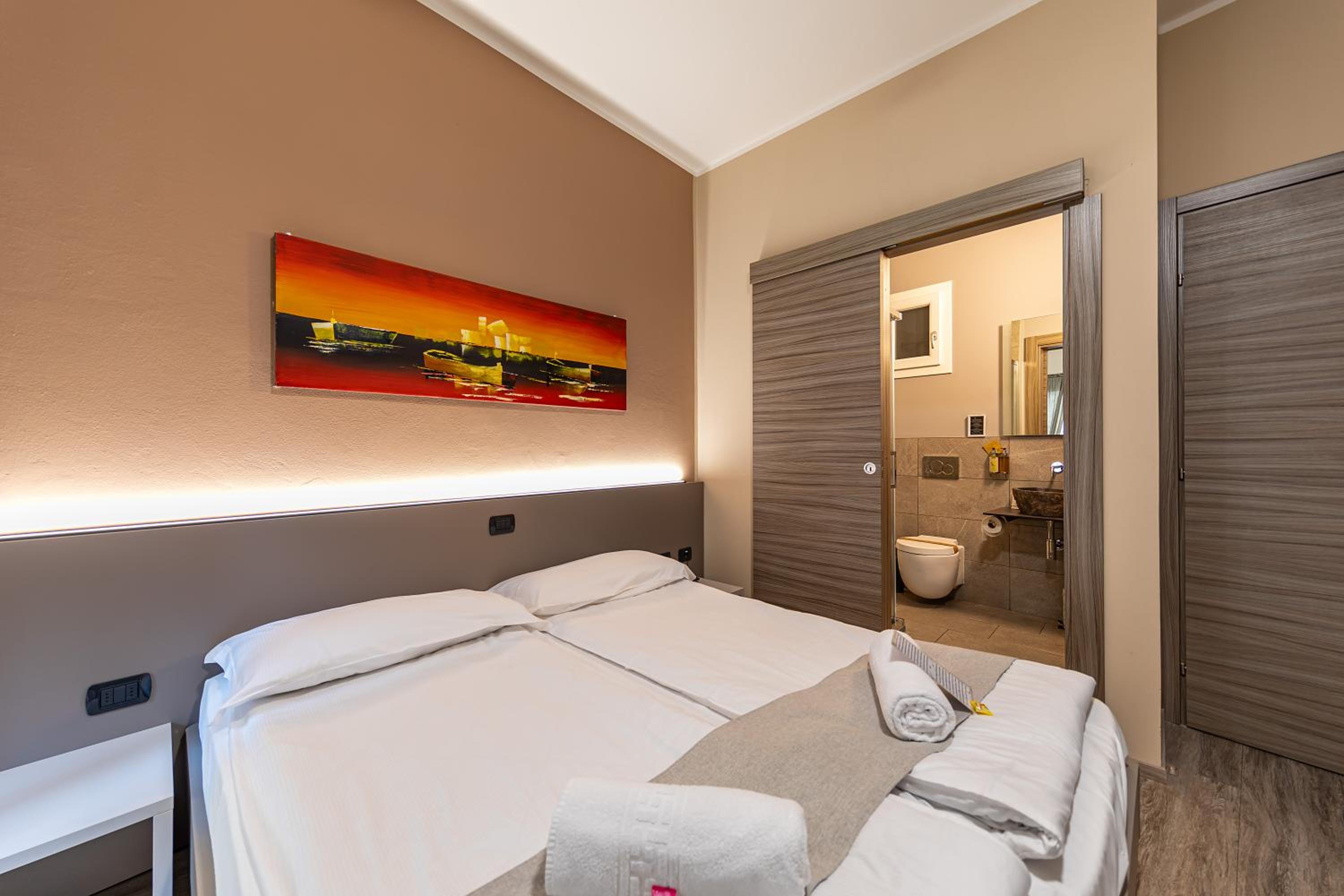  Superior Double Room without Lake View - Photo 21