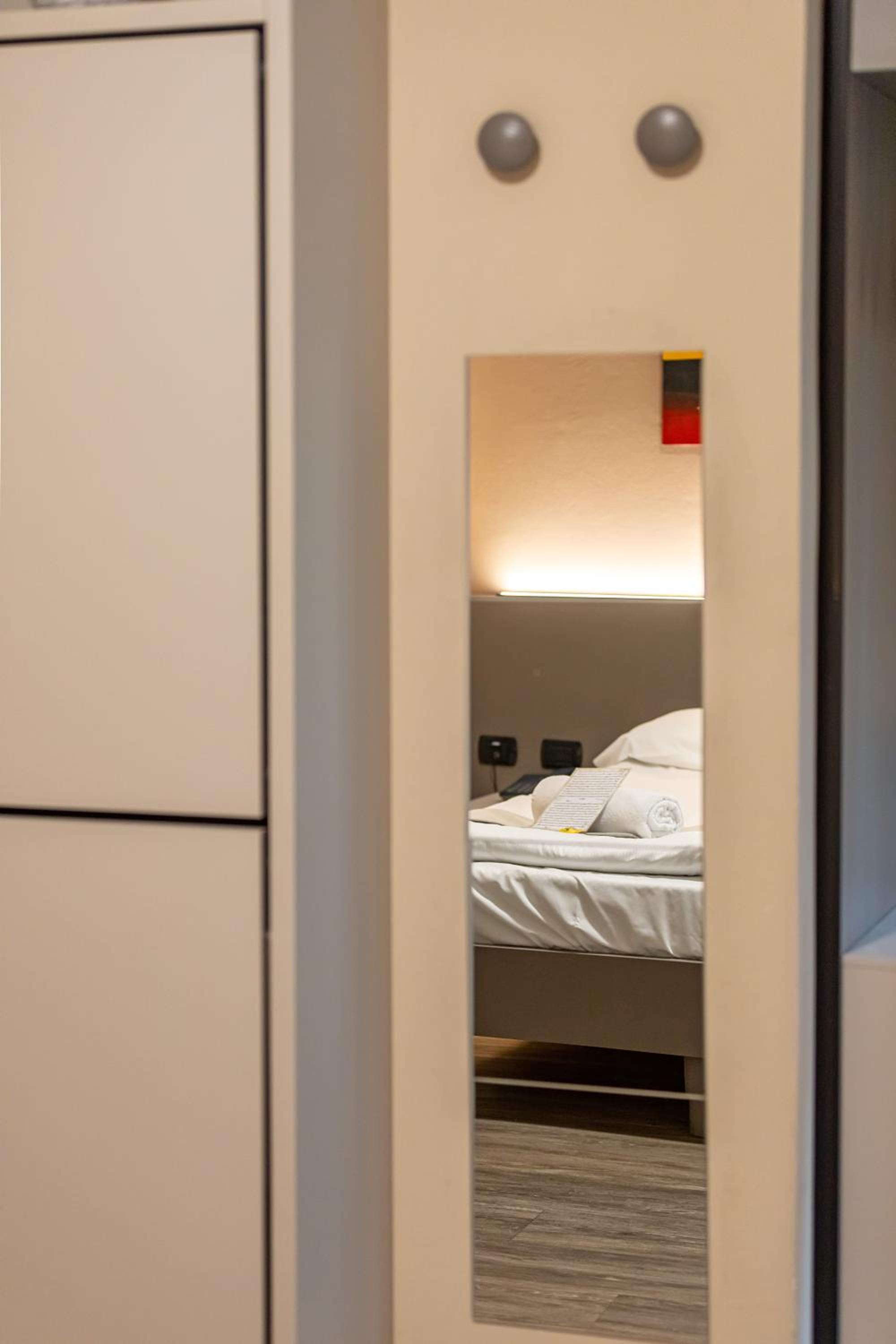  Superior Double Room without Lake View - Photo 3