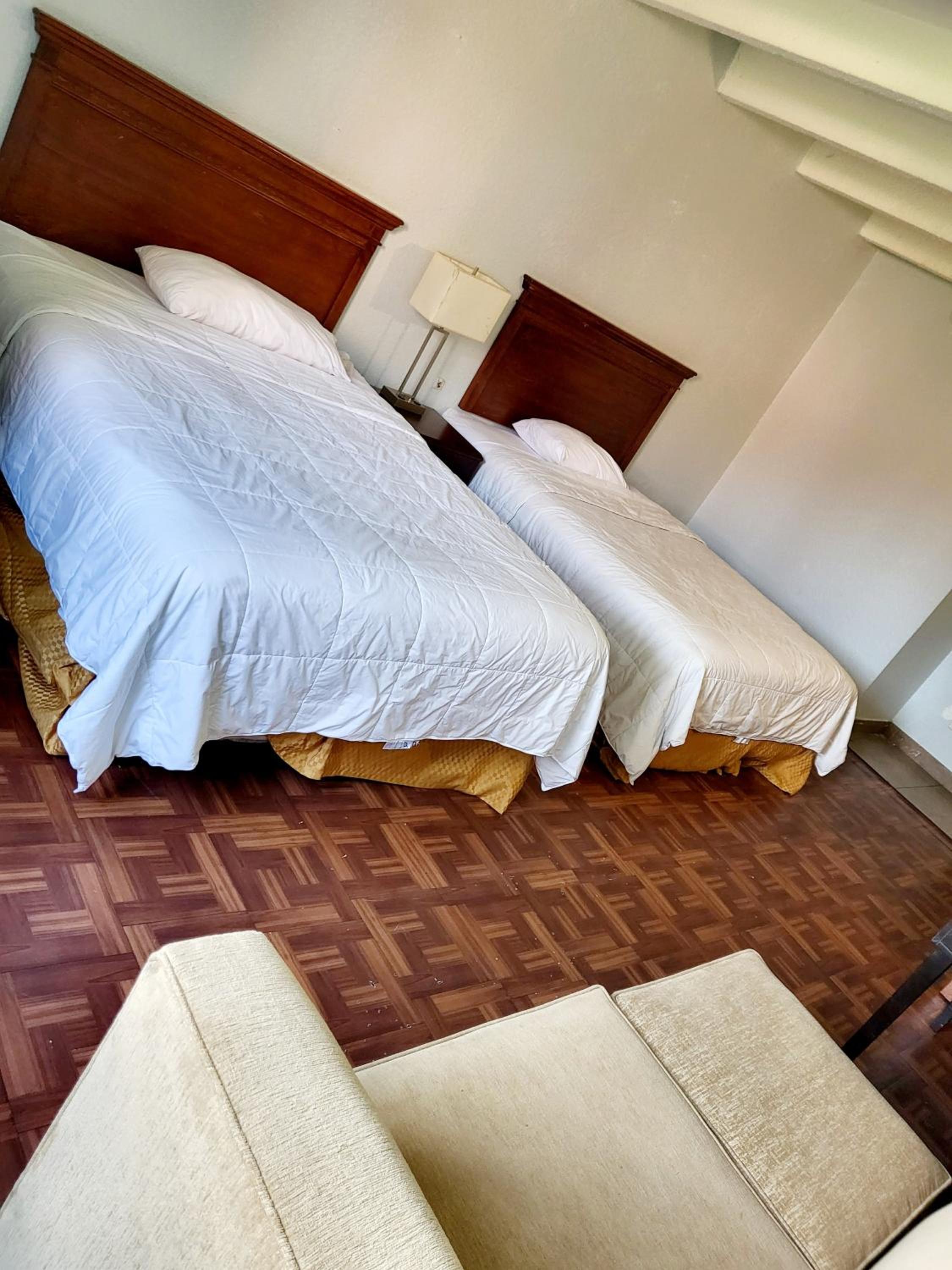 Deluxe Double or Twin Room - Photo 5